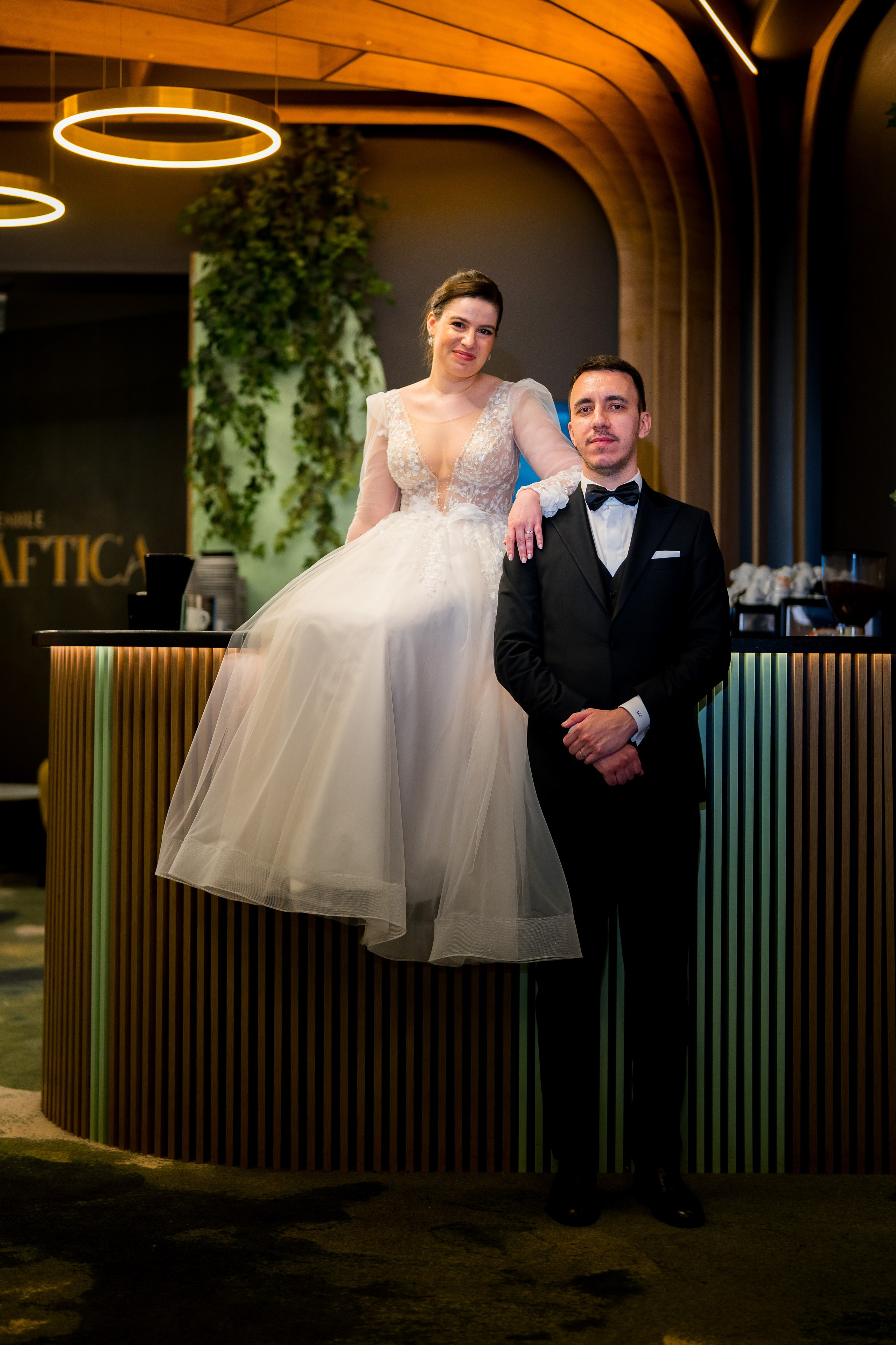 PARTY. Gabriel Florea — Fotograf nuntă București