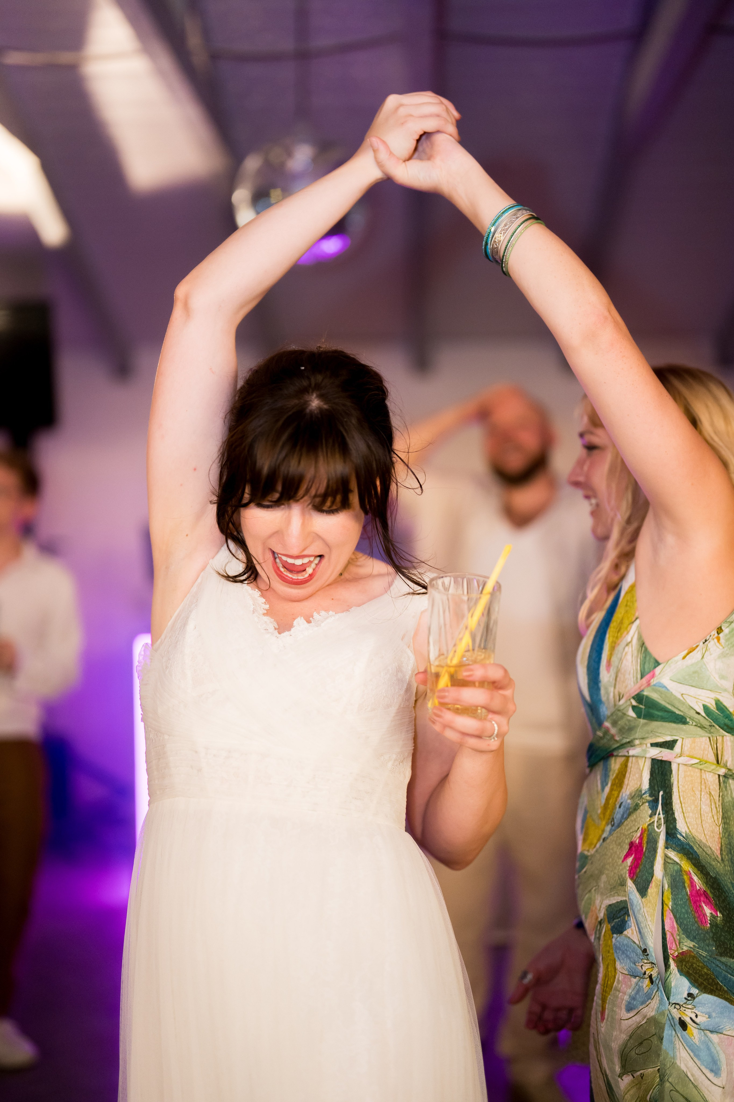 PARTY. Gabriel Florea — Fotograf nuntă București