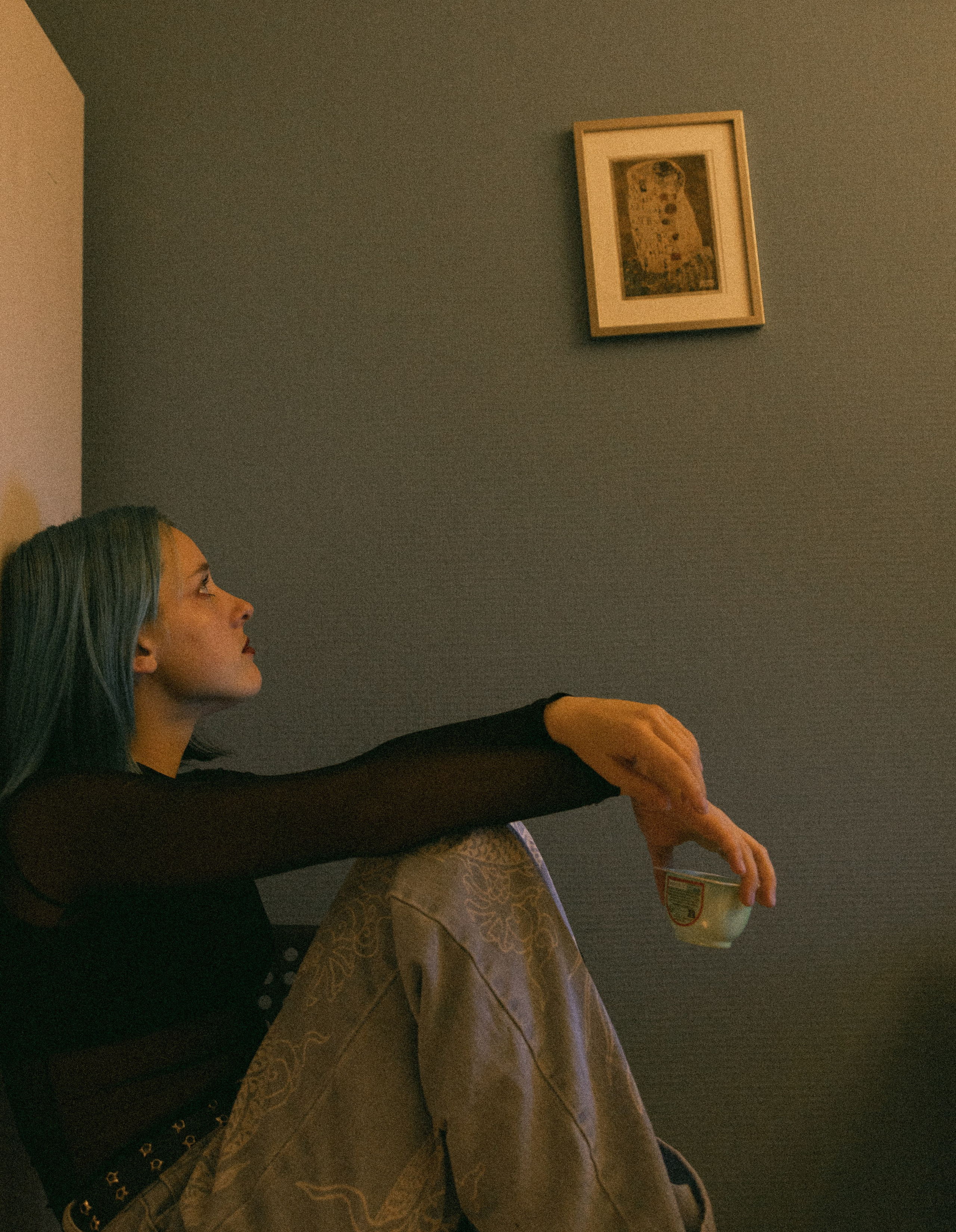 Portrait de femme charismatique. Histoires d’amour, séances photos de famille et de mariage en France