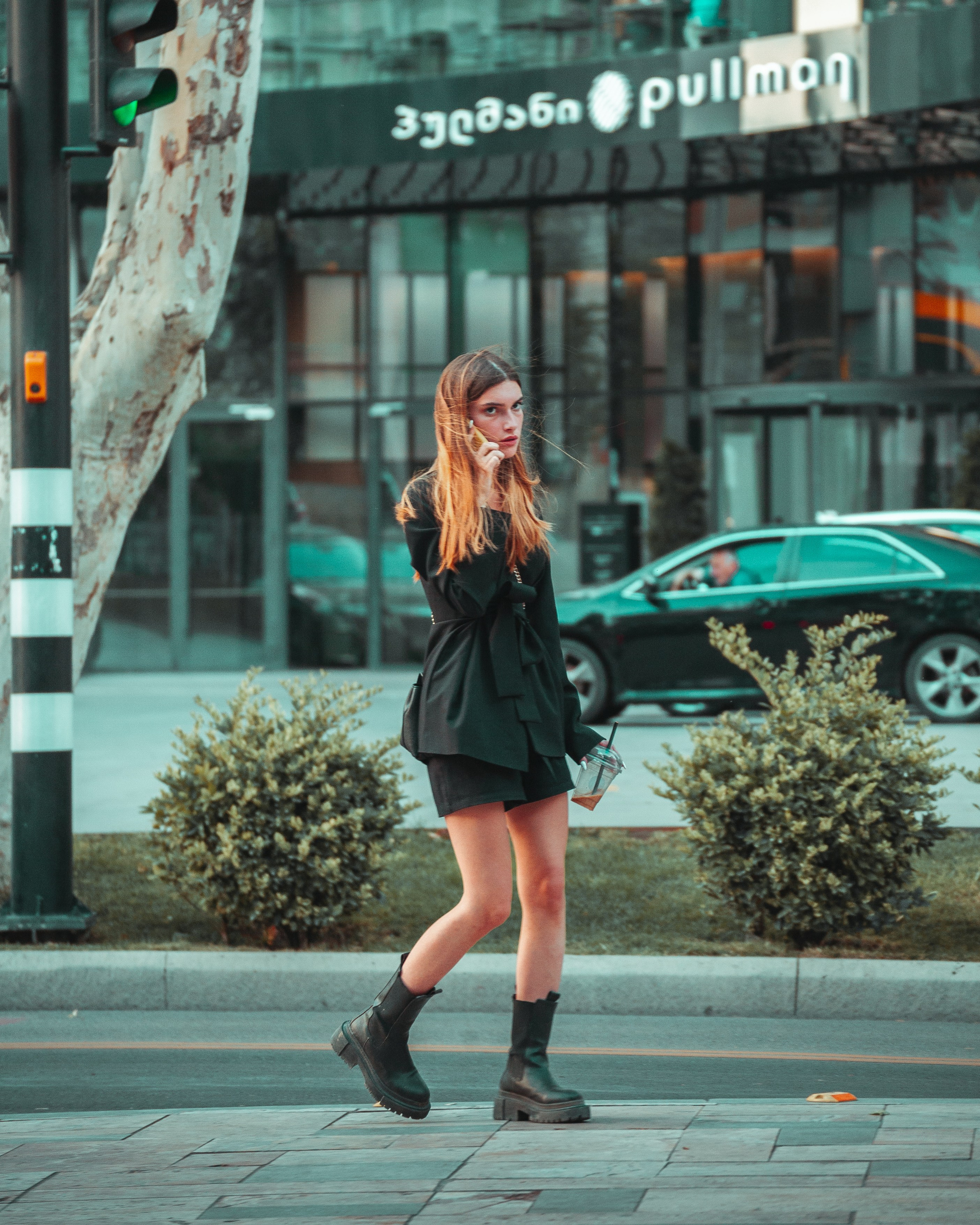 T B I L I S I. Bspander