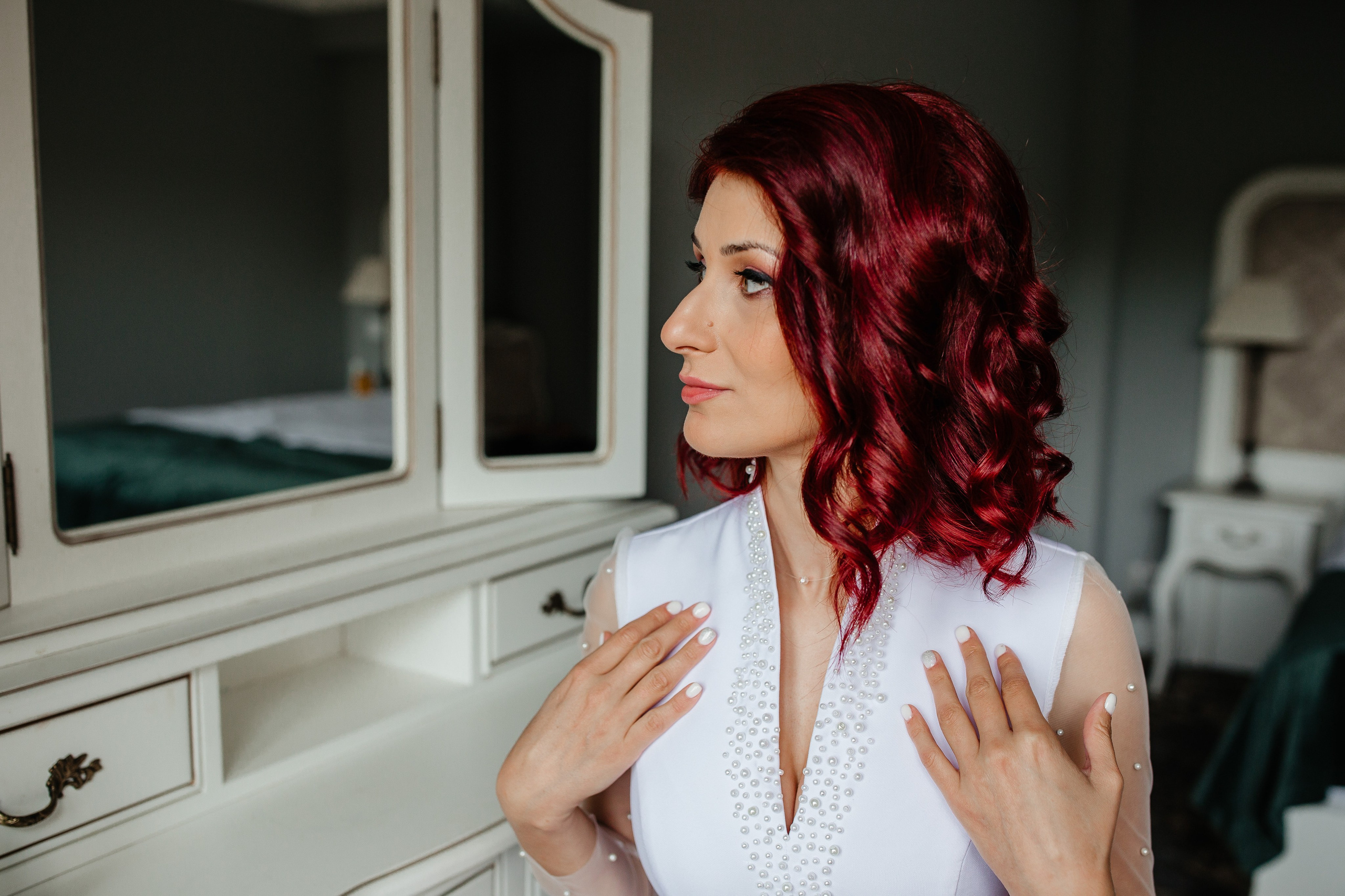 Nunta Elena & Tudor — Fotografie de nuntă în stil natural și elegant. Rares Bucur is a professional wedding photographer based in Cluj-Napoca, Romania, specializing in wedding photography