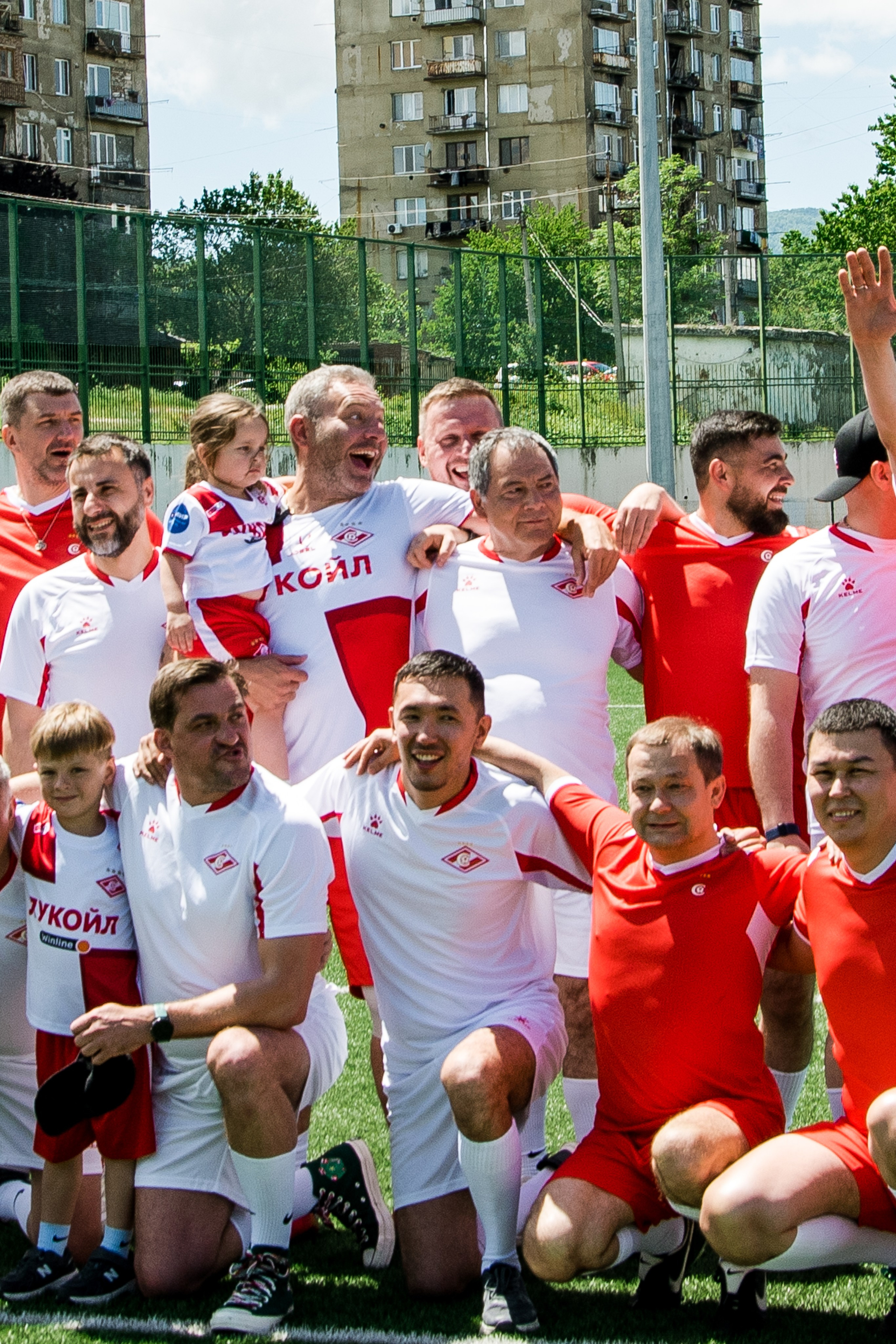 Предсвадебная вечеринка с супер звездами ФК СПАРТАК. Свадебные фотографы в Грузии, Армении. Макс Коваленко и Лара Татосян. Свадебный видеограф