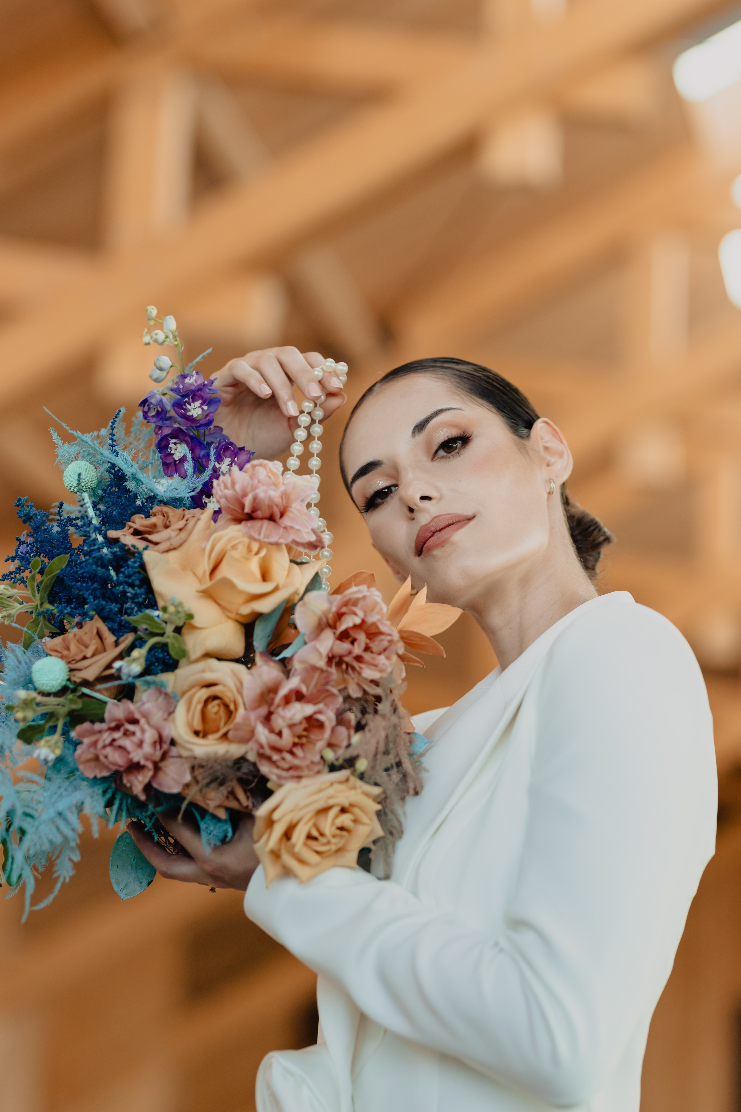 Styled shot at The Barn, Cluj. Fotograf de nunta — documenting your love story with a touch of editorial — wedding photographer