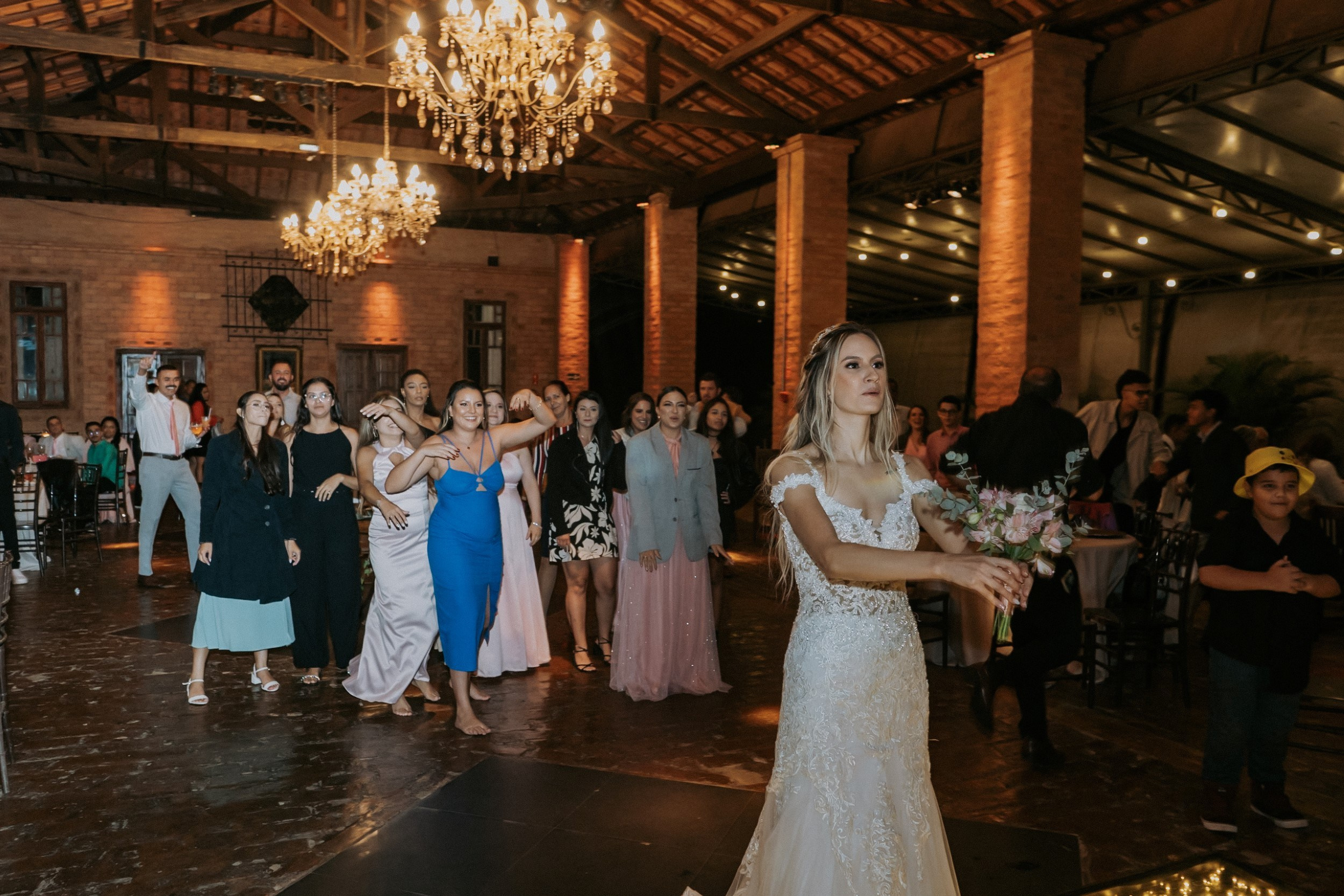 Casamento Isadora e Icaro — Alvorada. Fotógrafo de casamento e Filmmaker de casamento