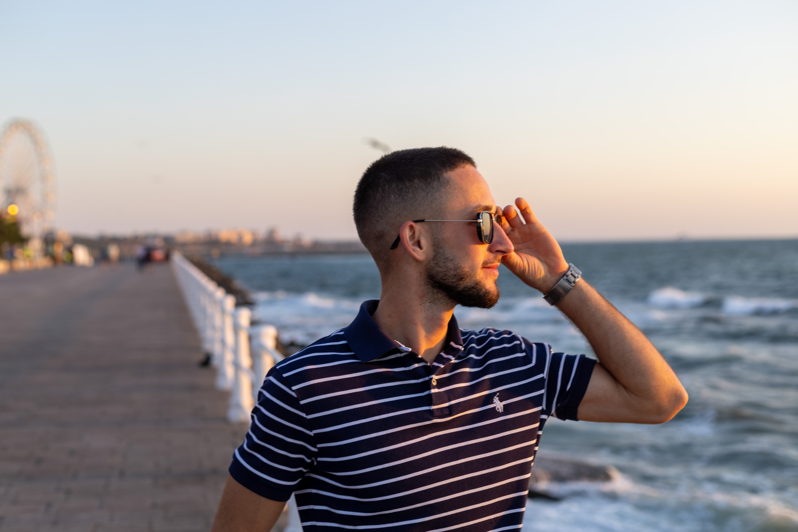 Cătălin O. Fotograf. Lucrez cu oameni, produse și spații. Portret și fotografie creativă. Bacău, România. Lidia Savinoiu