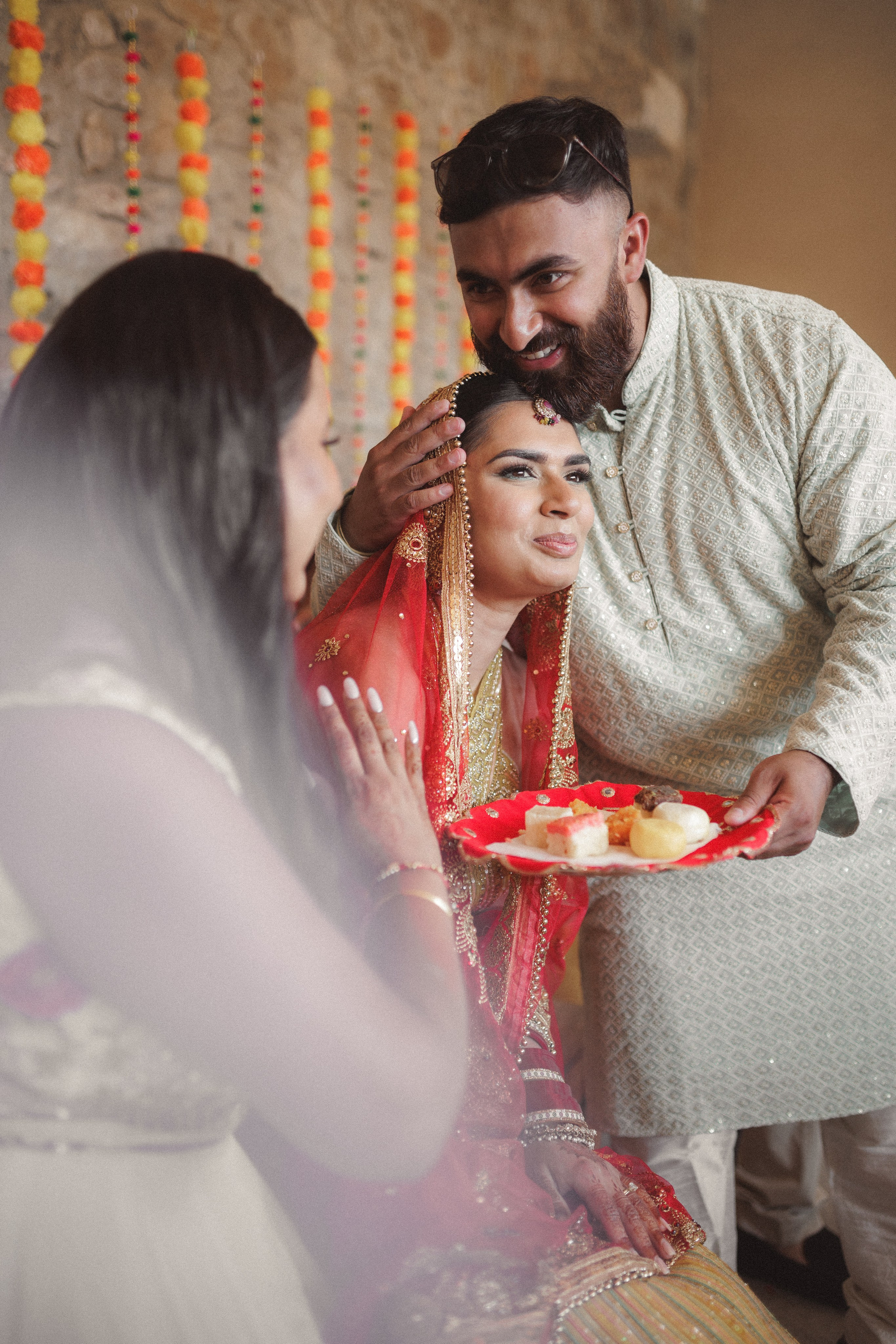 Patrik & Naomi. Monestir Sant Salvi. Paola wedding photographer / videographer in Barcelona