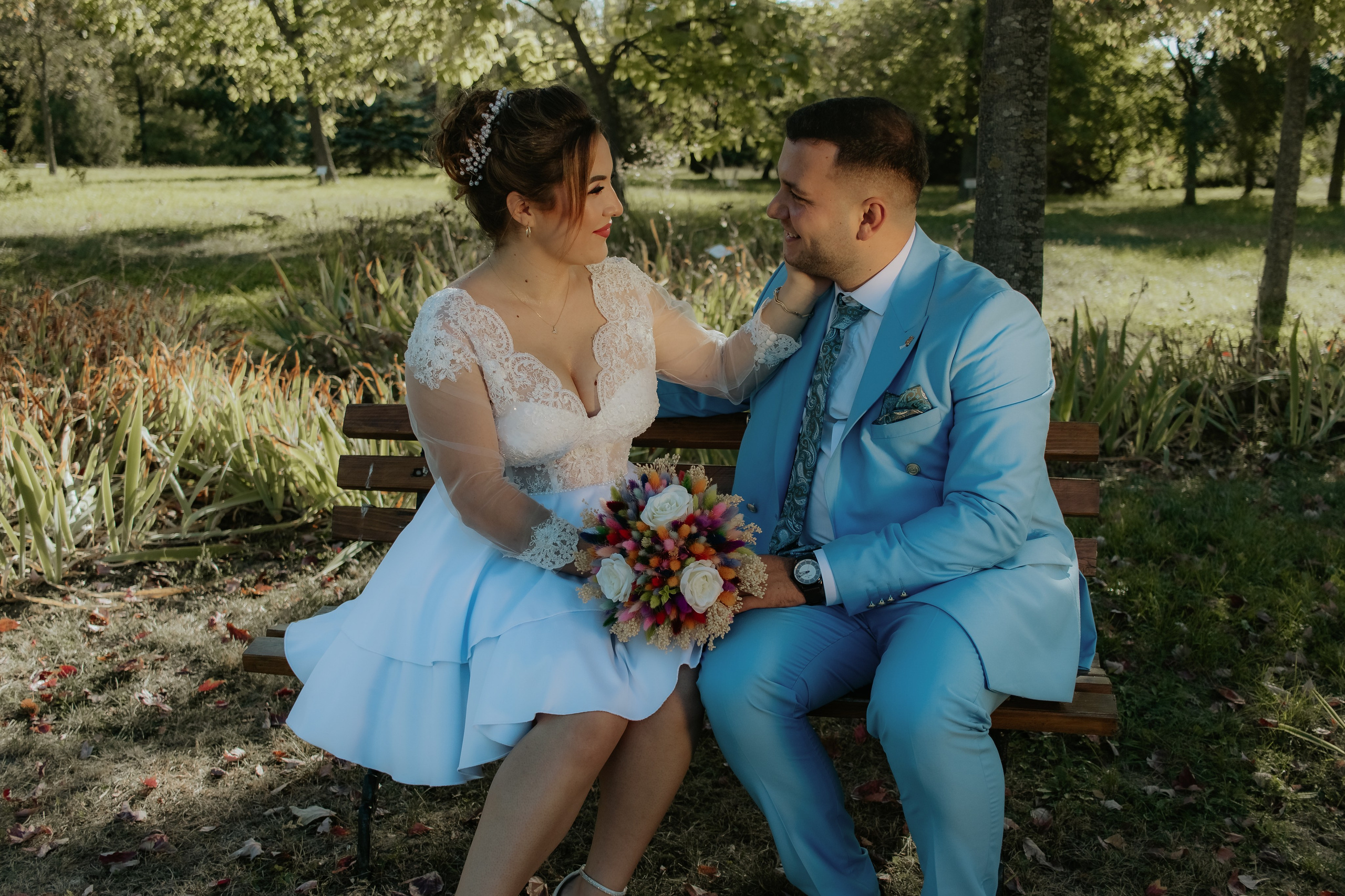 Ramona & Sebi. Fotograf si videograf — evenimente si studio