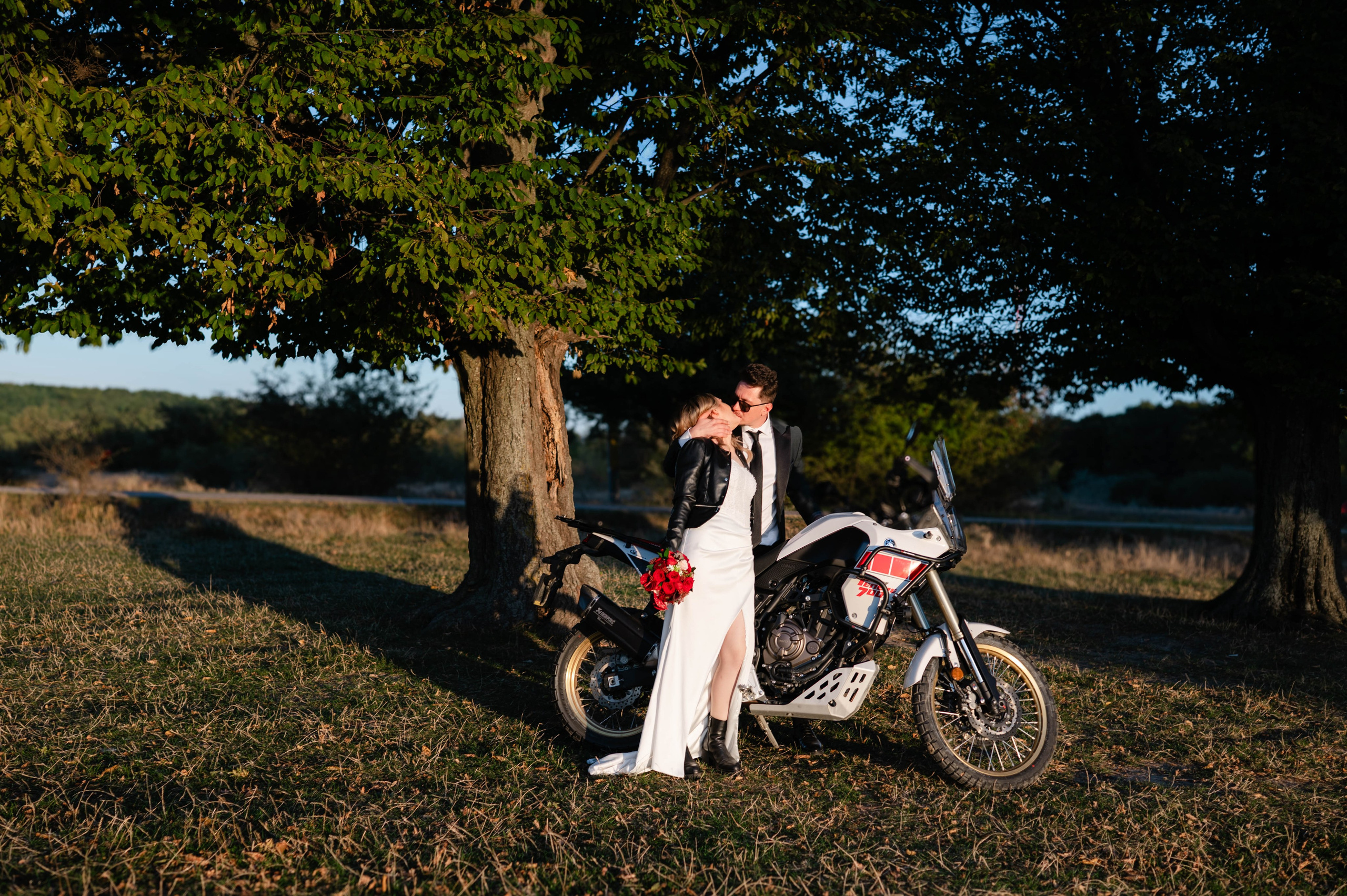 Cristina + Dan | Autumn Wedding. Alexandra Hanu Photographer