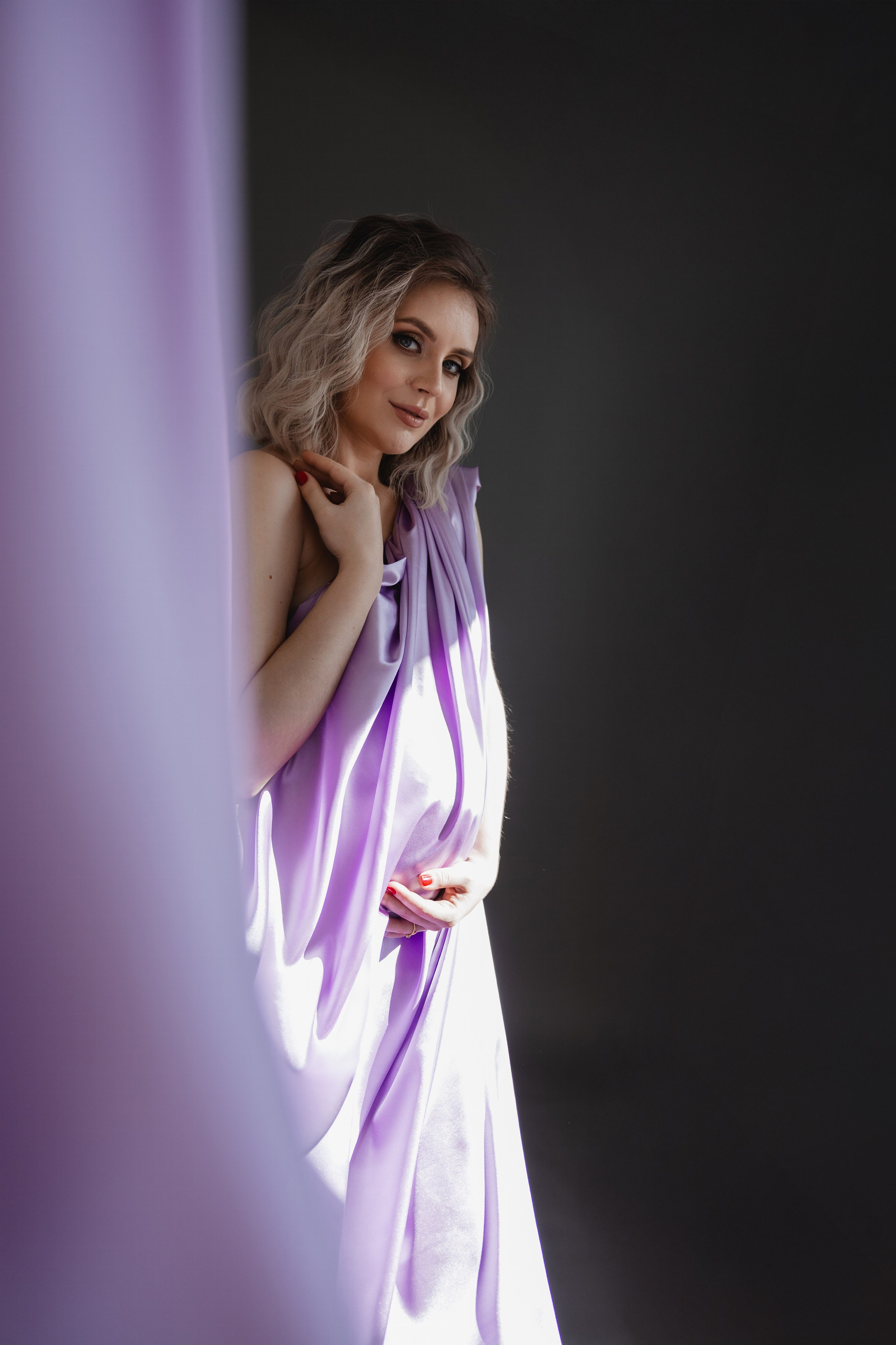 Babybauch Shooting im Fotostudio | Schwangerschaftsfotos in Bochum. Hochzeitsfotografin Bochum | Halyna Reiche Fotografie NRW