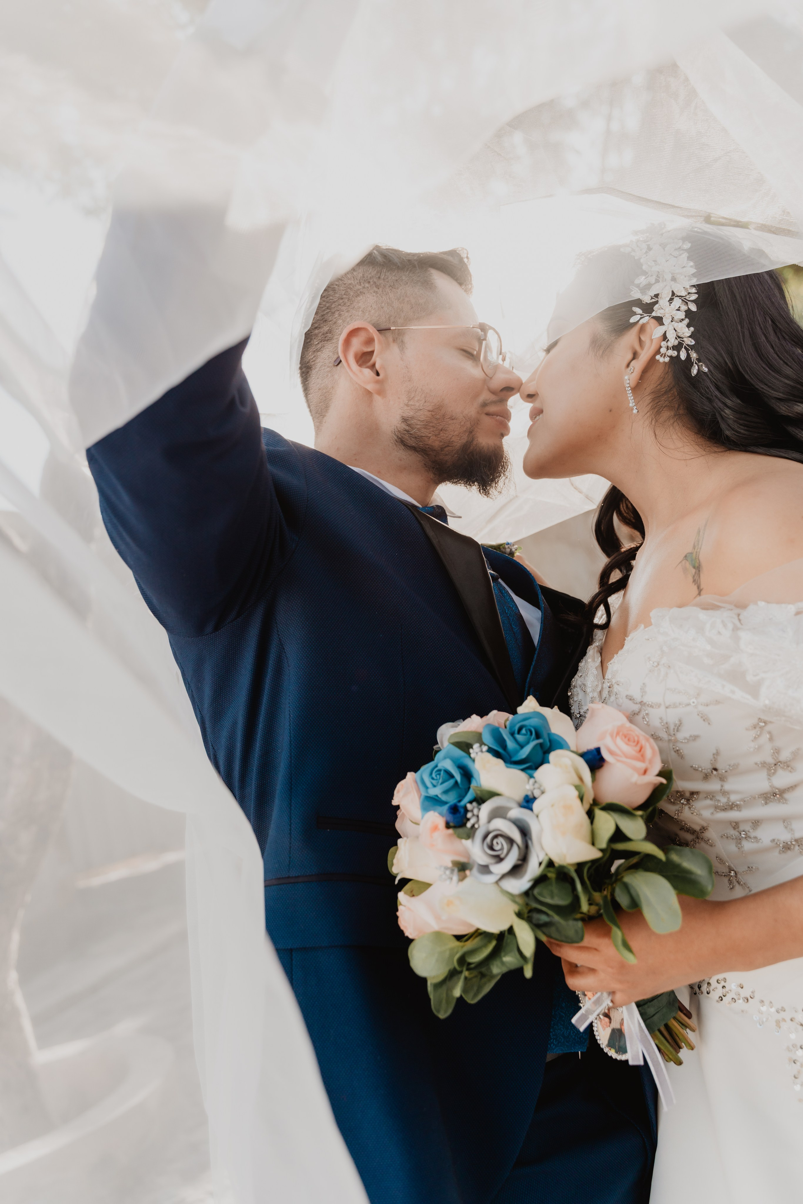 GABRIELA + JORGE | BODA CIVIL RELIGIOSA. Studio KVTA | Fotografía y Video de Bodas en Arequipa