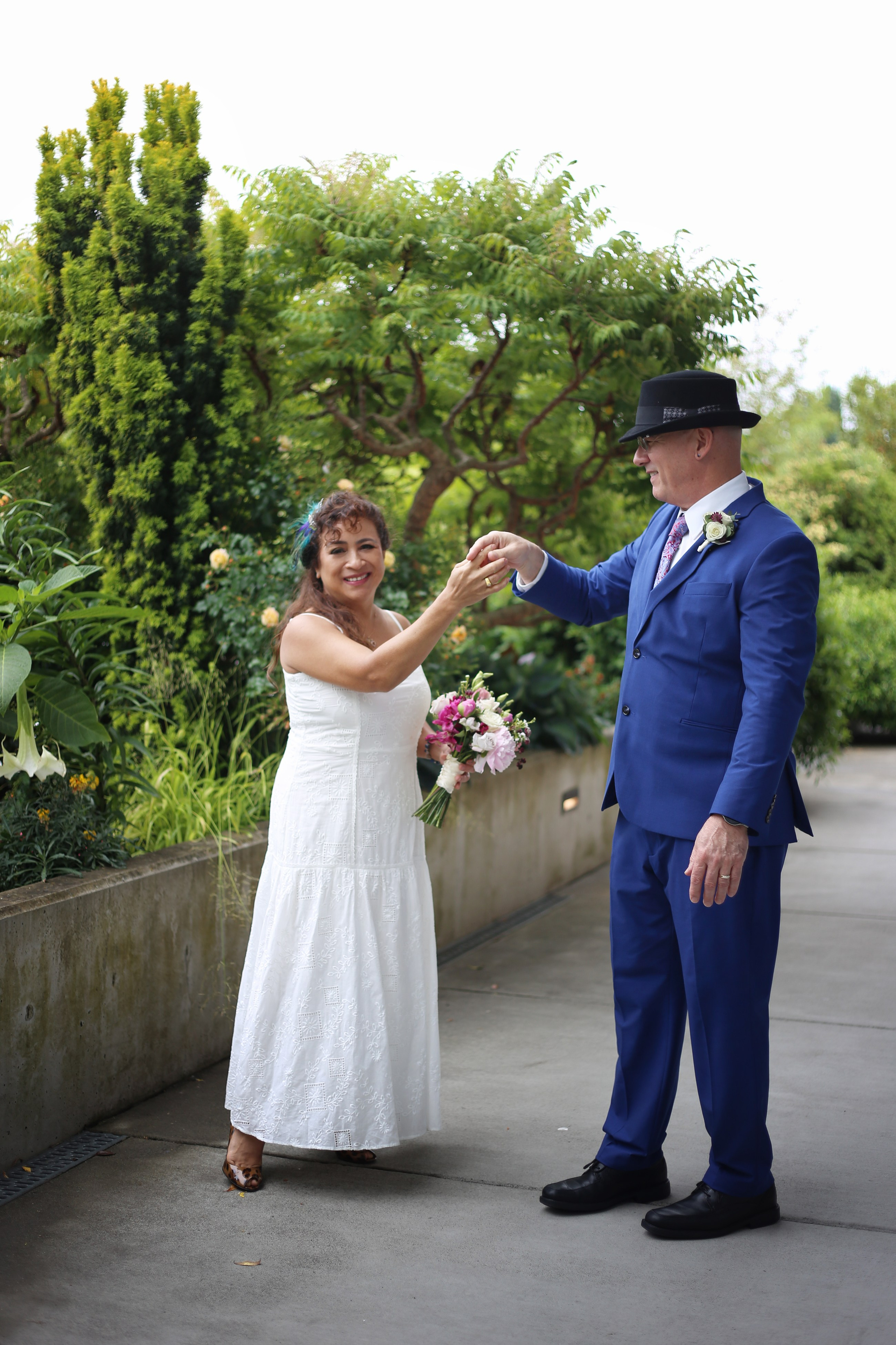 Anniversary. YuAnna studio. Family & Kids Photographer in Seattle area, located in