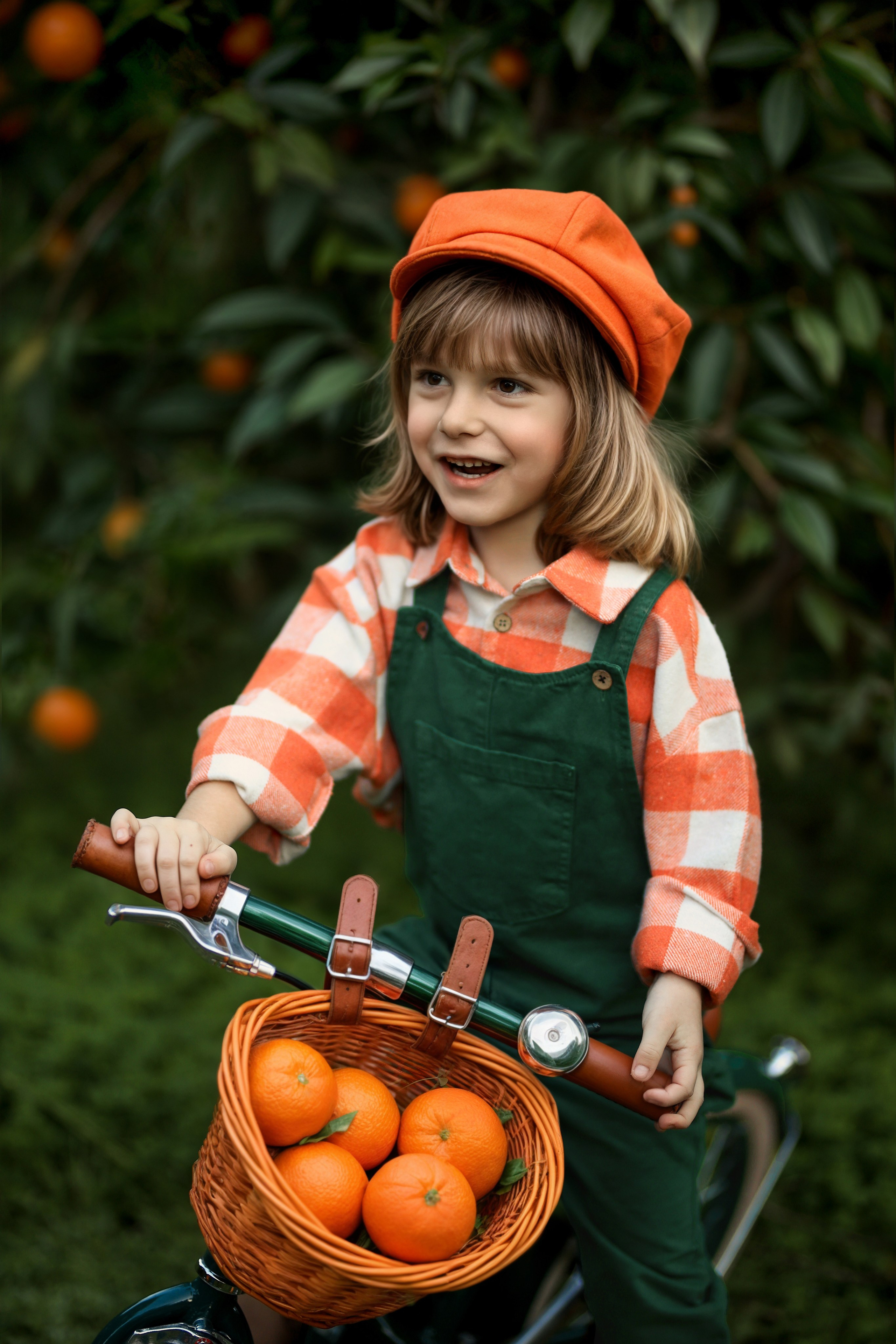 Photoshooting in orange garden. Photographer in Turkey, Antalya, Kemer, Belek, Side, Kas, Fethiye