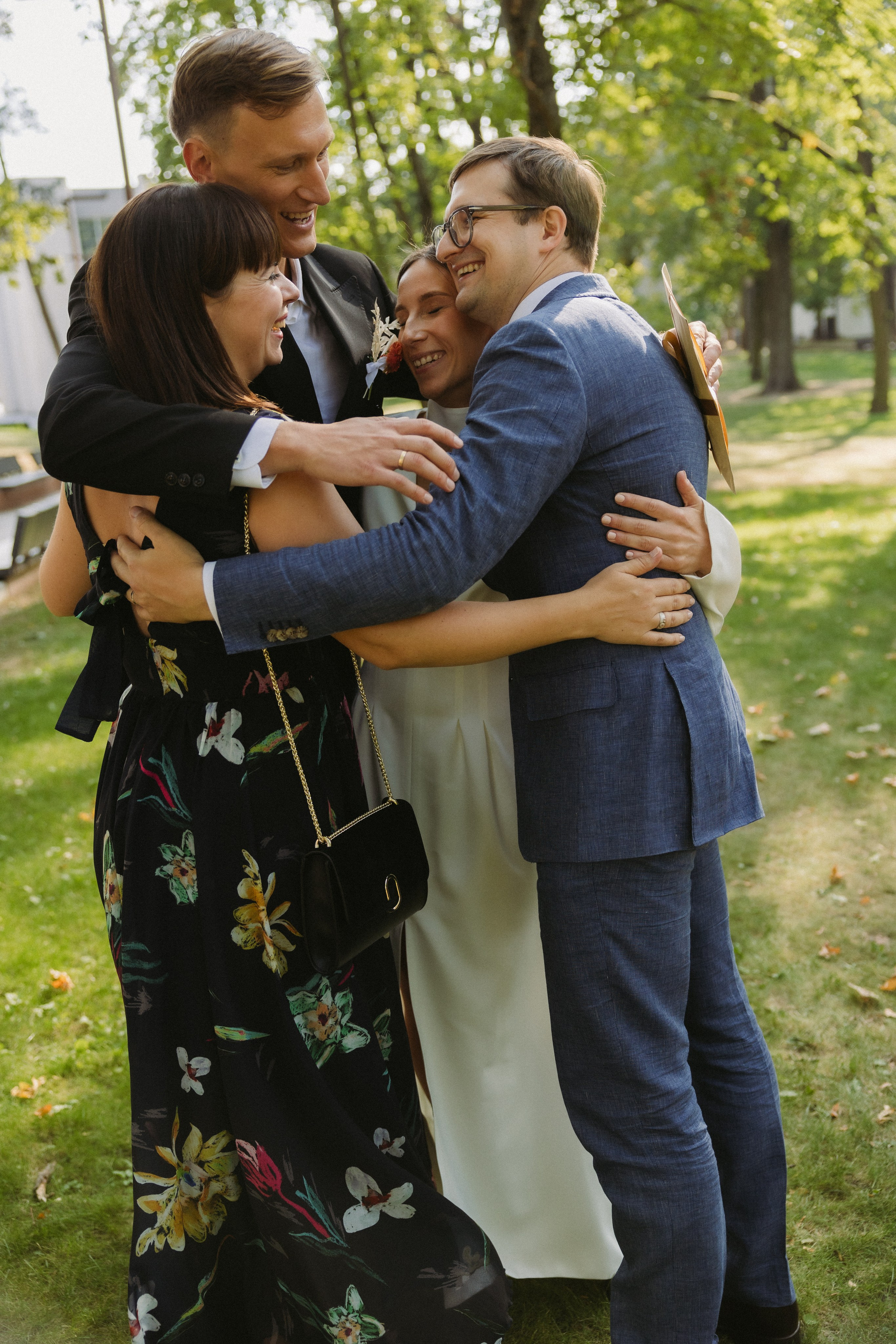 Miglė ir Mindaugas | 2024 | MIESTO VESTUVĖS. Vestuvių ir šeimų fotografė Lena Bondarenko / belove photo