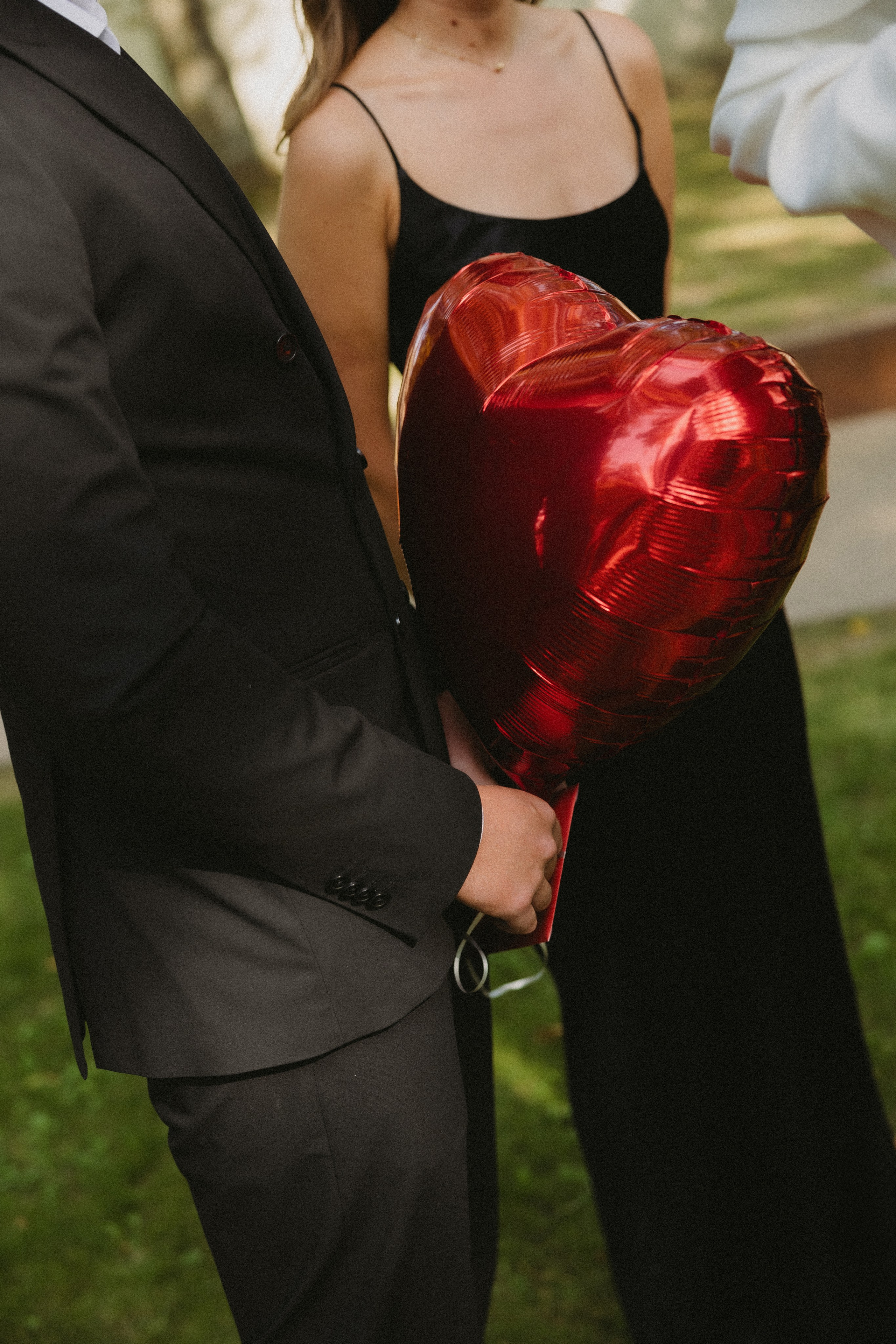 Miglė ir Mindaugas | 2024 | MIESTO VESTUVĖS. Vestuvių ir šeimų fotografė Lena Bondarenko / belove photo