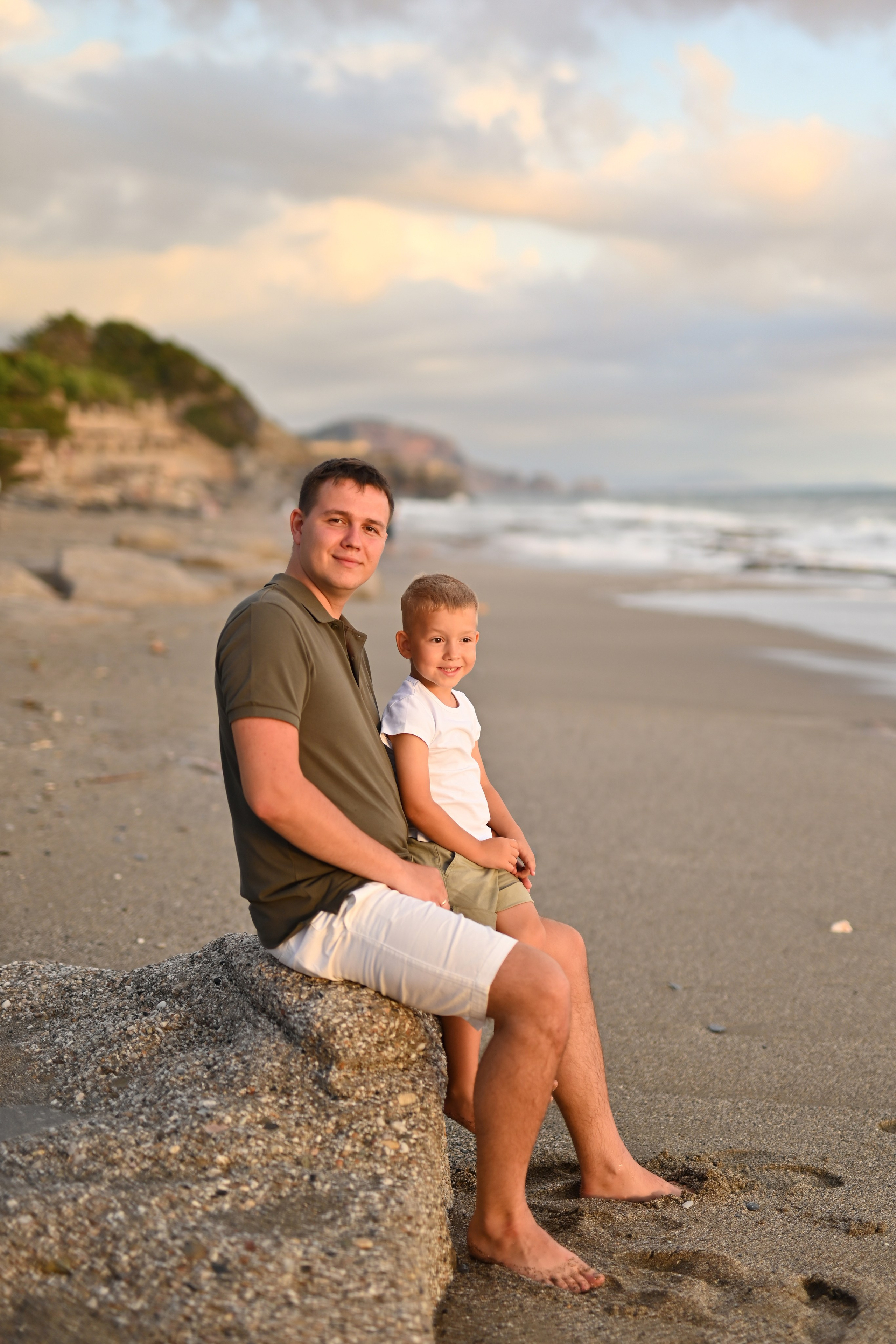 Семейная съемка на пляже Улаш. Фотограф в Алании (Аланье), Сиде, Манавгате. Турция