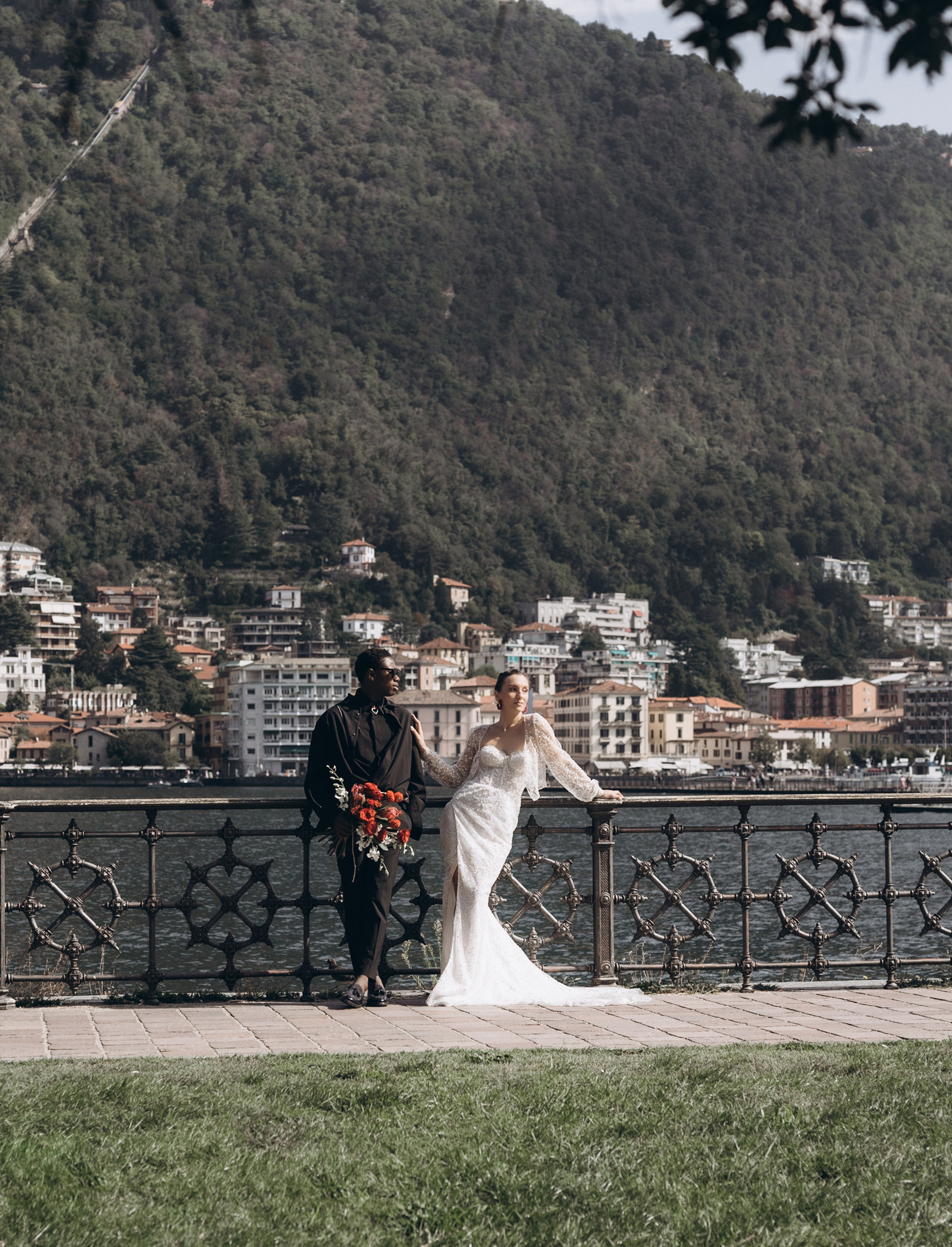 IRINA & AMED • LAKE COMO. PHOTOGRAPHER IN ITALY