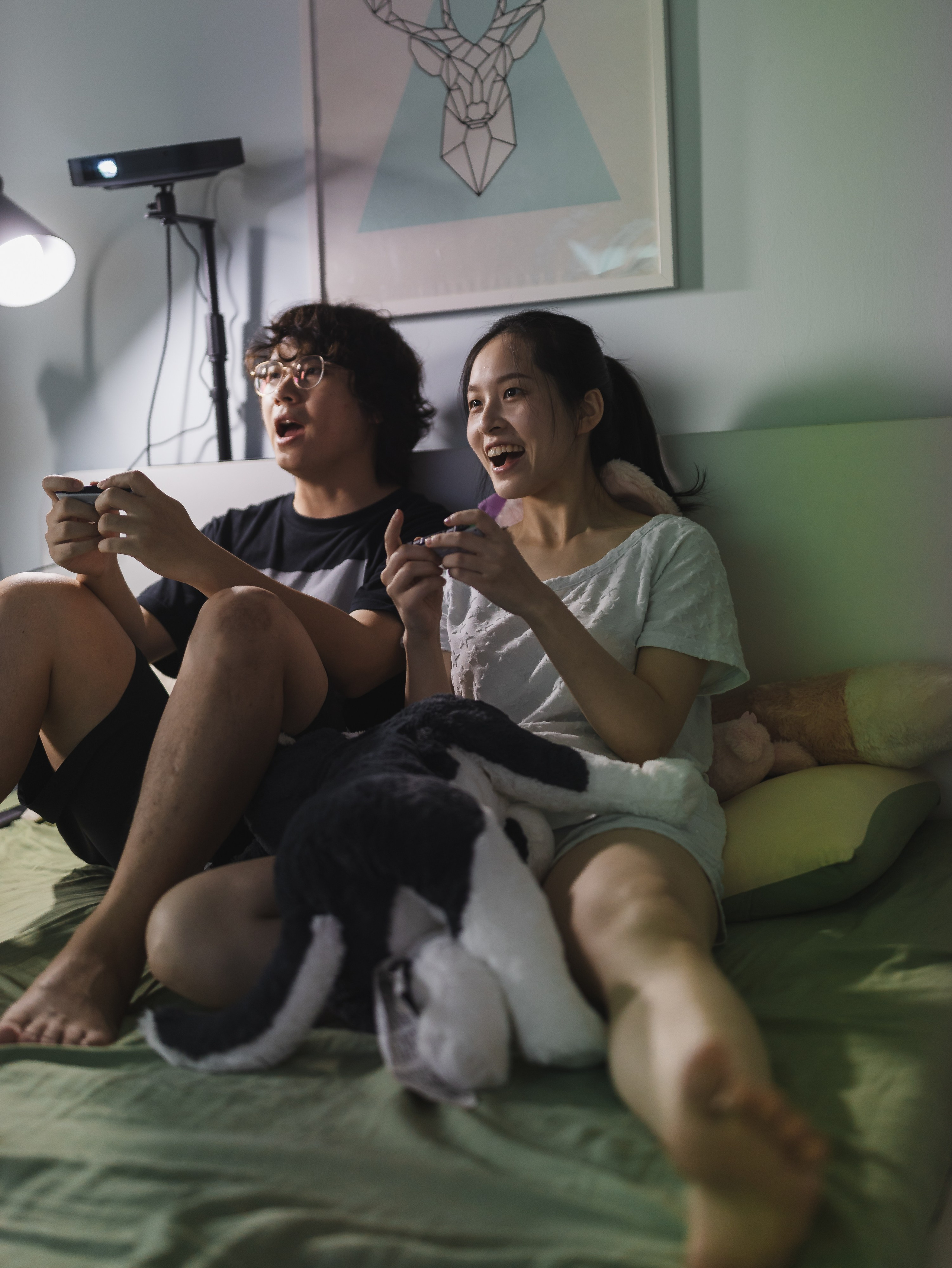 Candid photos of couple’s daily life. Shanghai Family Photographer Dora