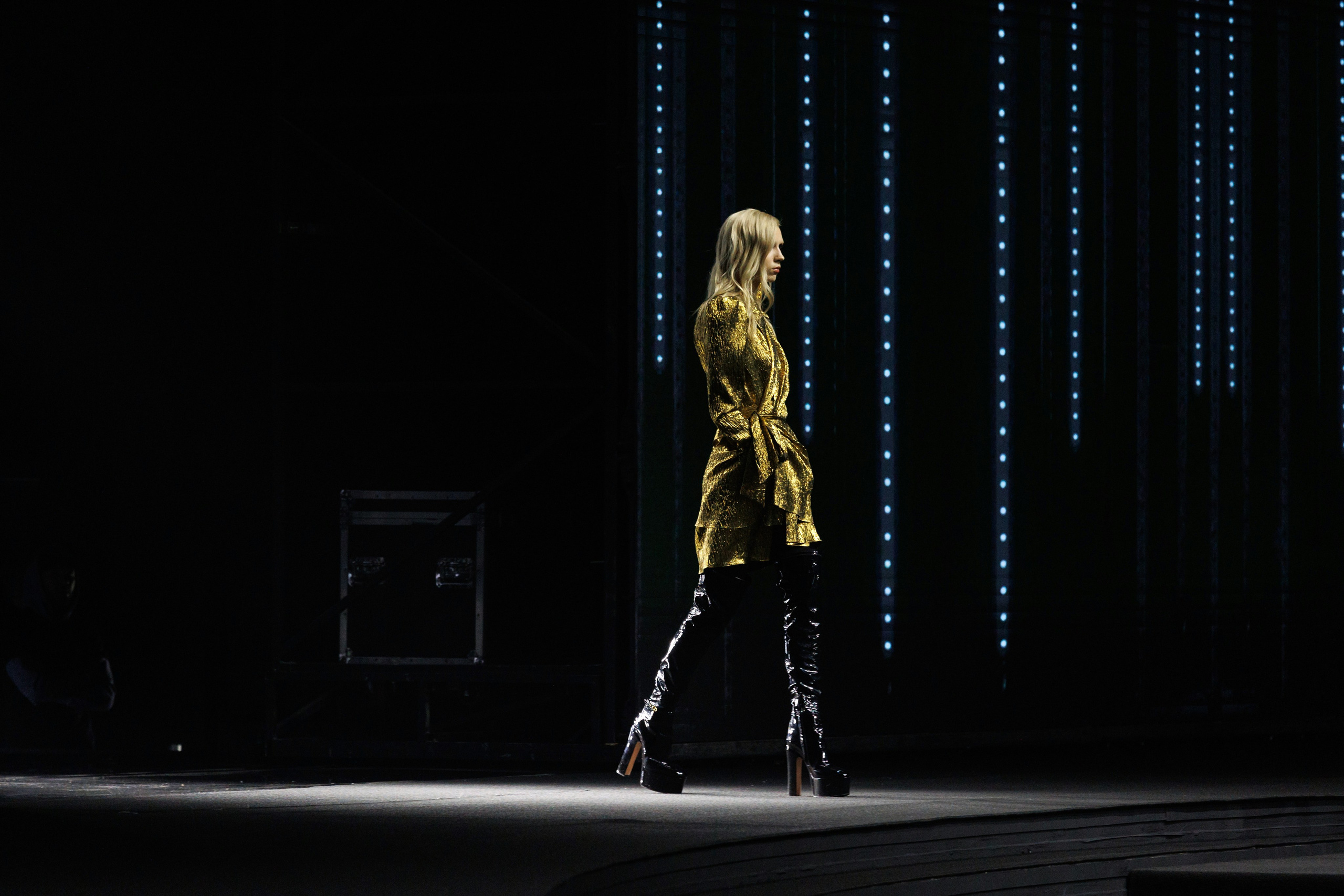 Glamour fashion show Tashkent 2022. Photographer Yura Artykov, Tashkent