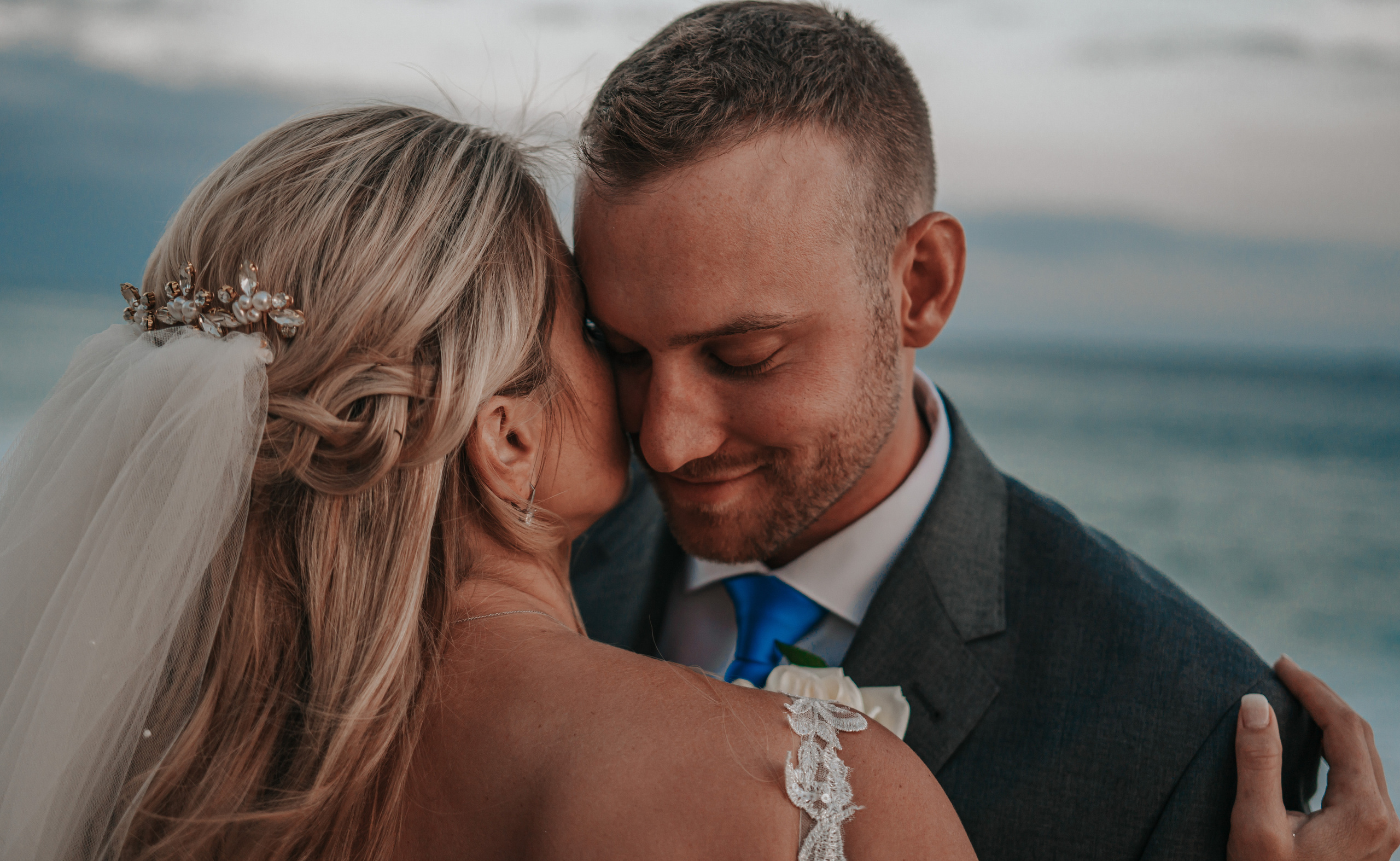 Cabo beach wedding photography by professional Mexico photographer