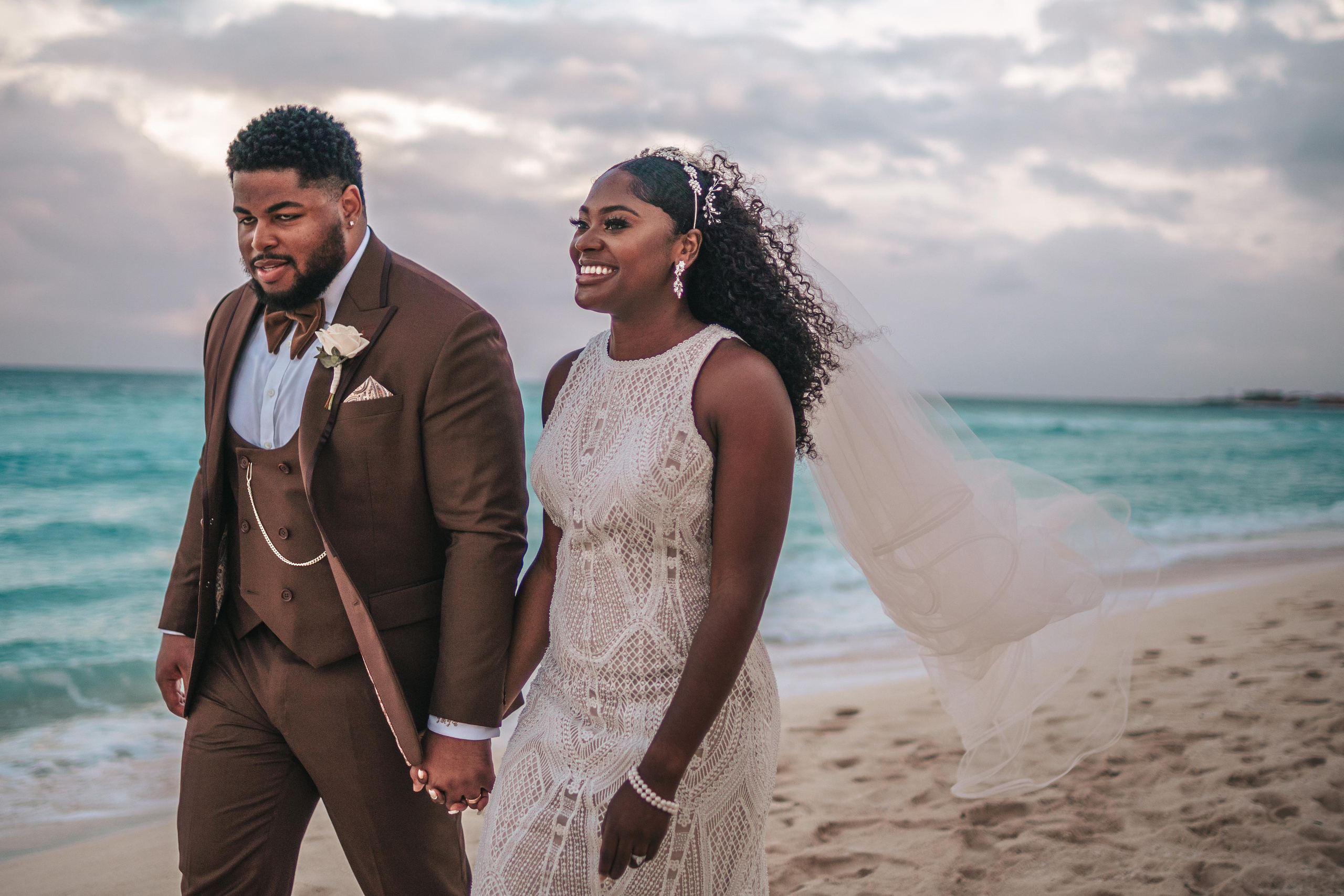 Authentic beach wedding in Quintana Roo with dramatic weather