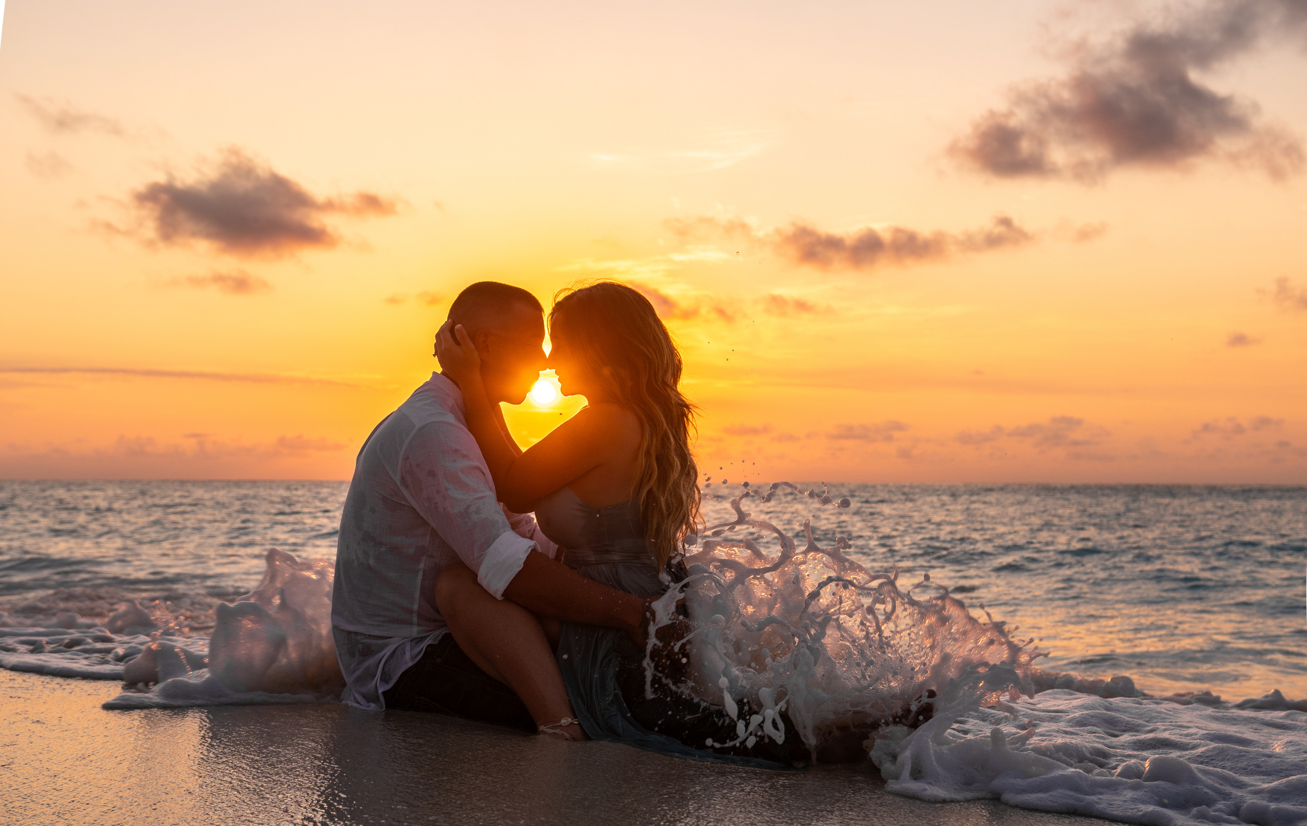 Dreamy beach session at sunrise in Tulum