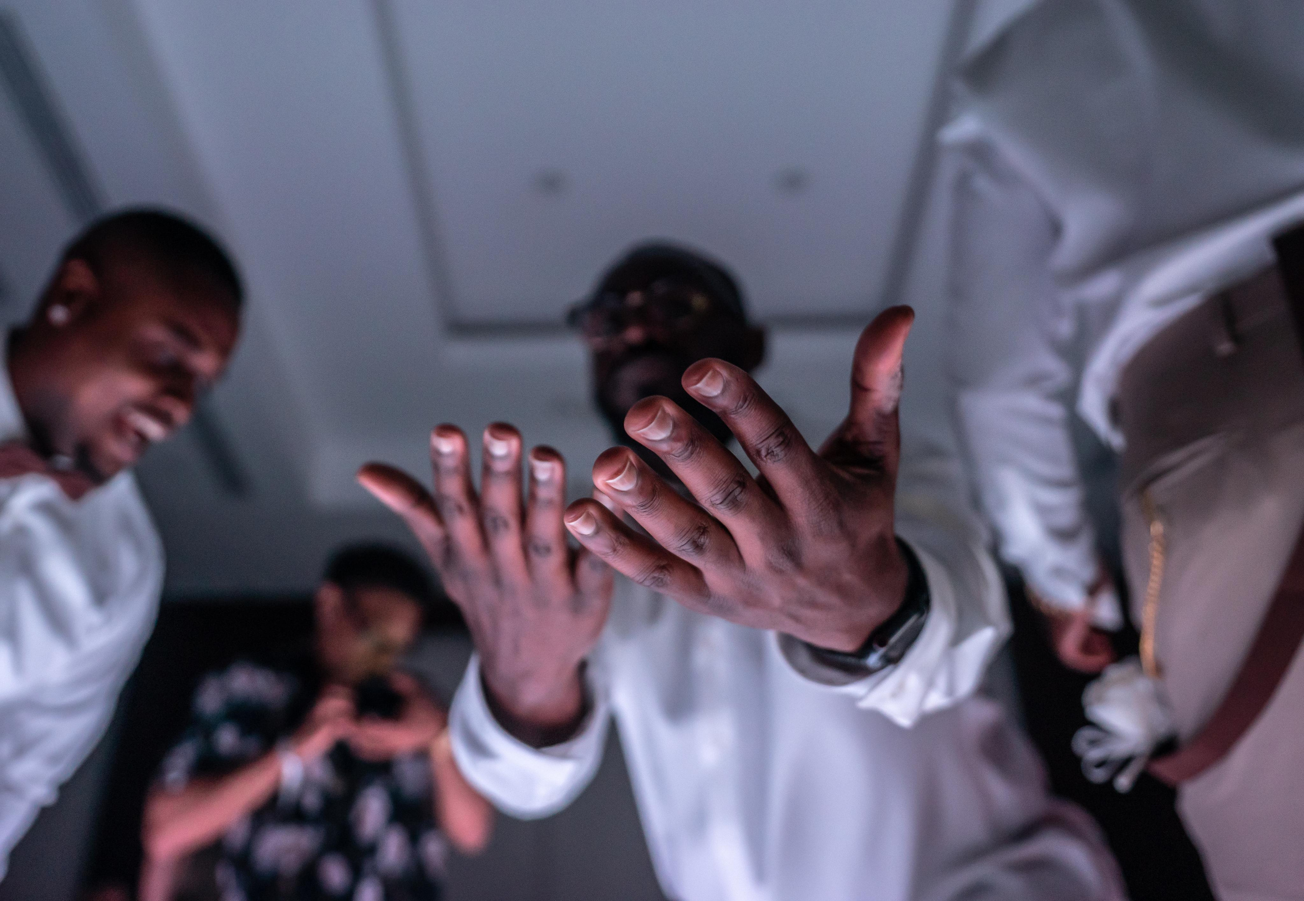 Luxury wedding party with custom lighting and great music – Tulum