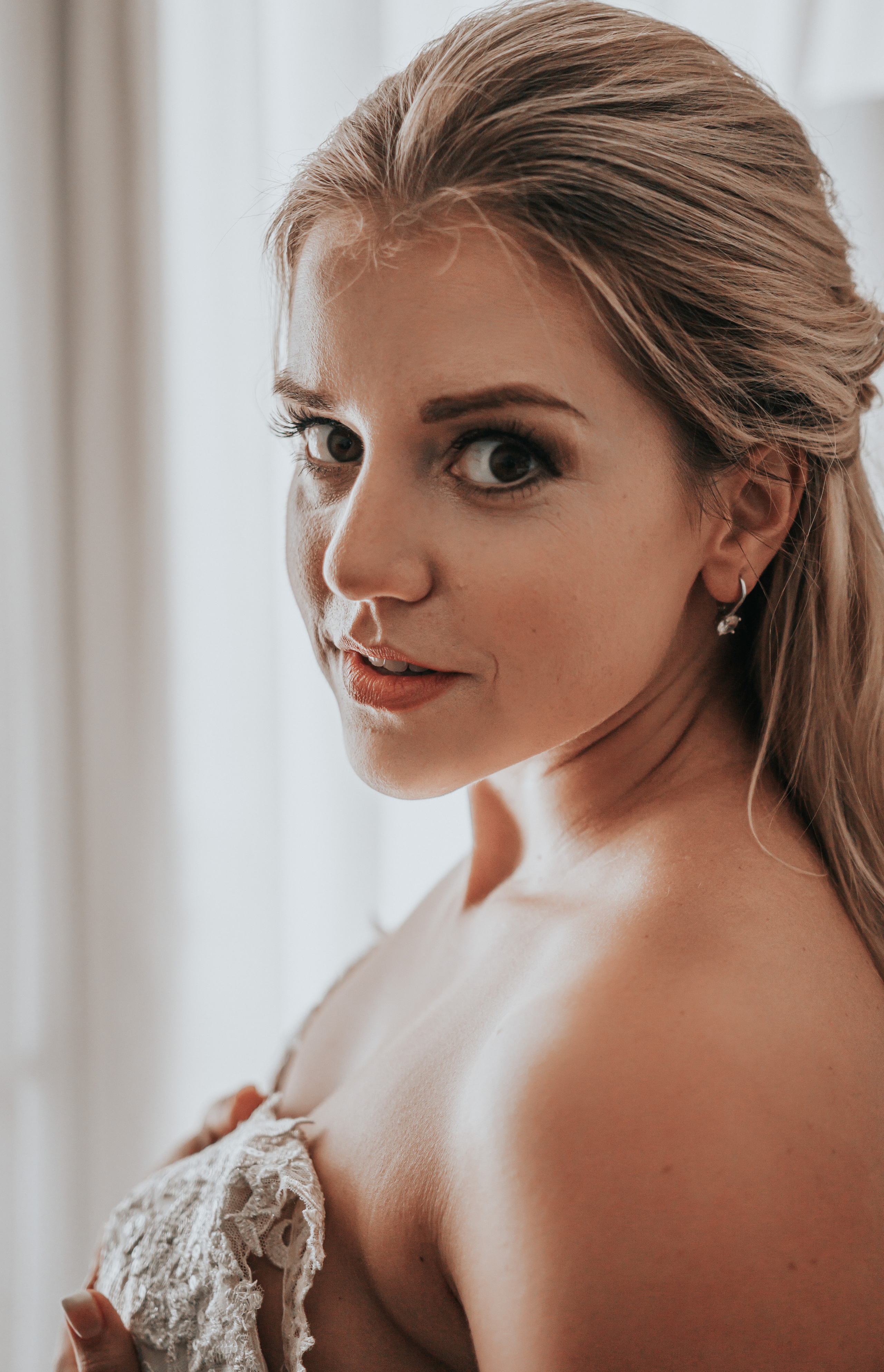 Elegant bride preparation captured by destination photographer in Cabo Mexico