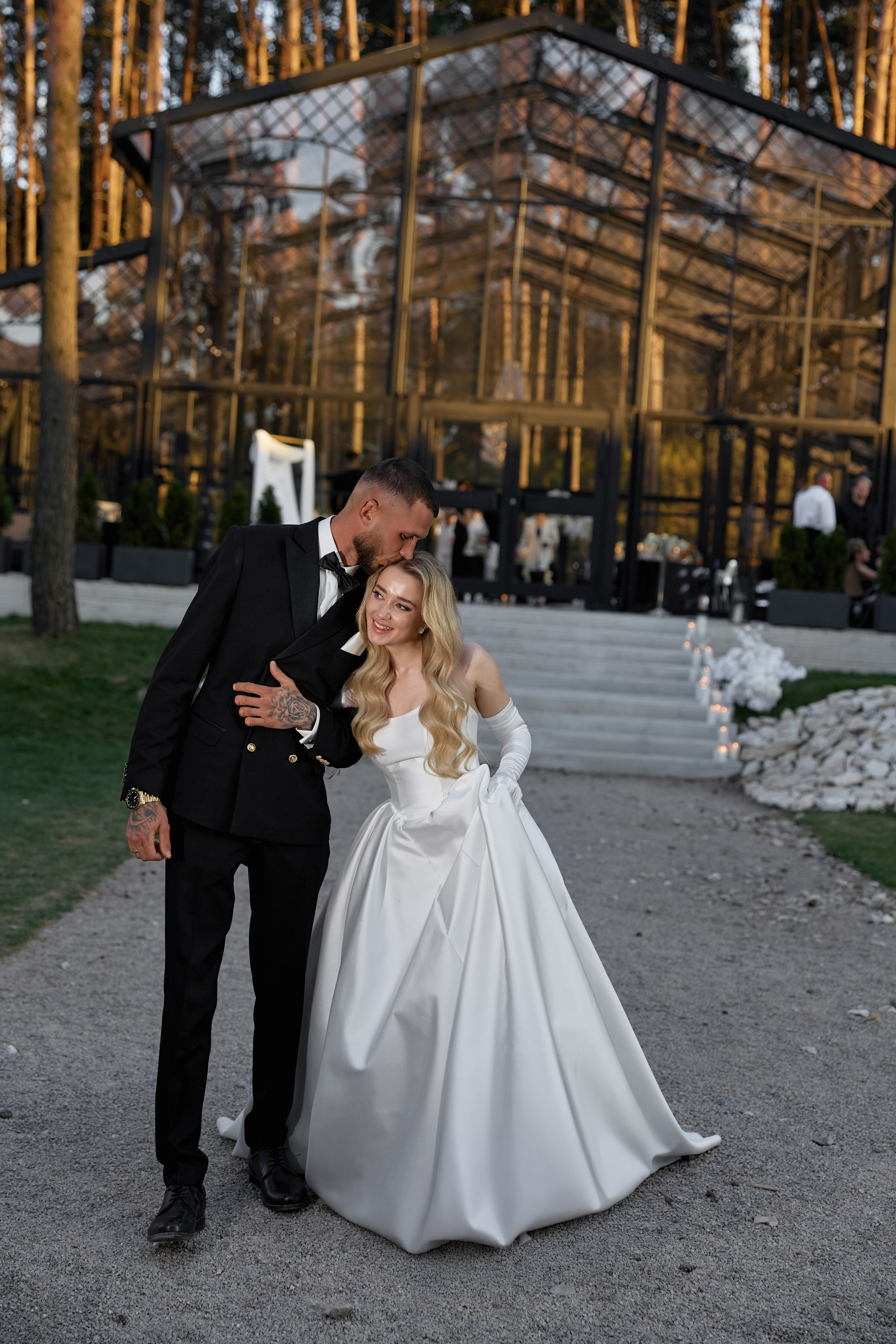 Natalia & Roman. Dworek przy lesie. Fotograf ślubny i rodzinny w Krakowie Yana Klymova