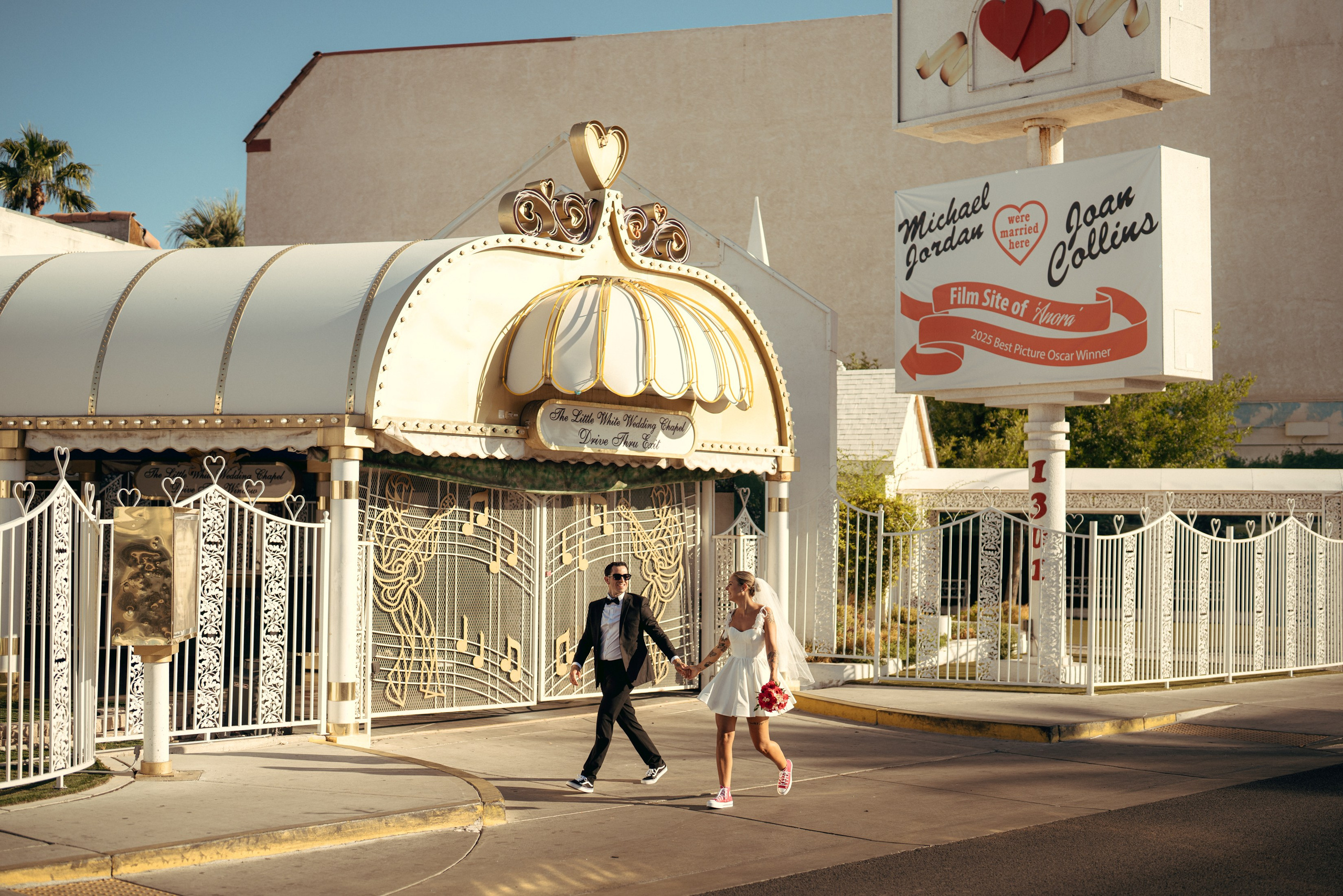 Klara&Marsel. Wedding & elopement photographer Viktoriya Kravtsov. Las Vegas