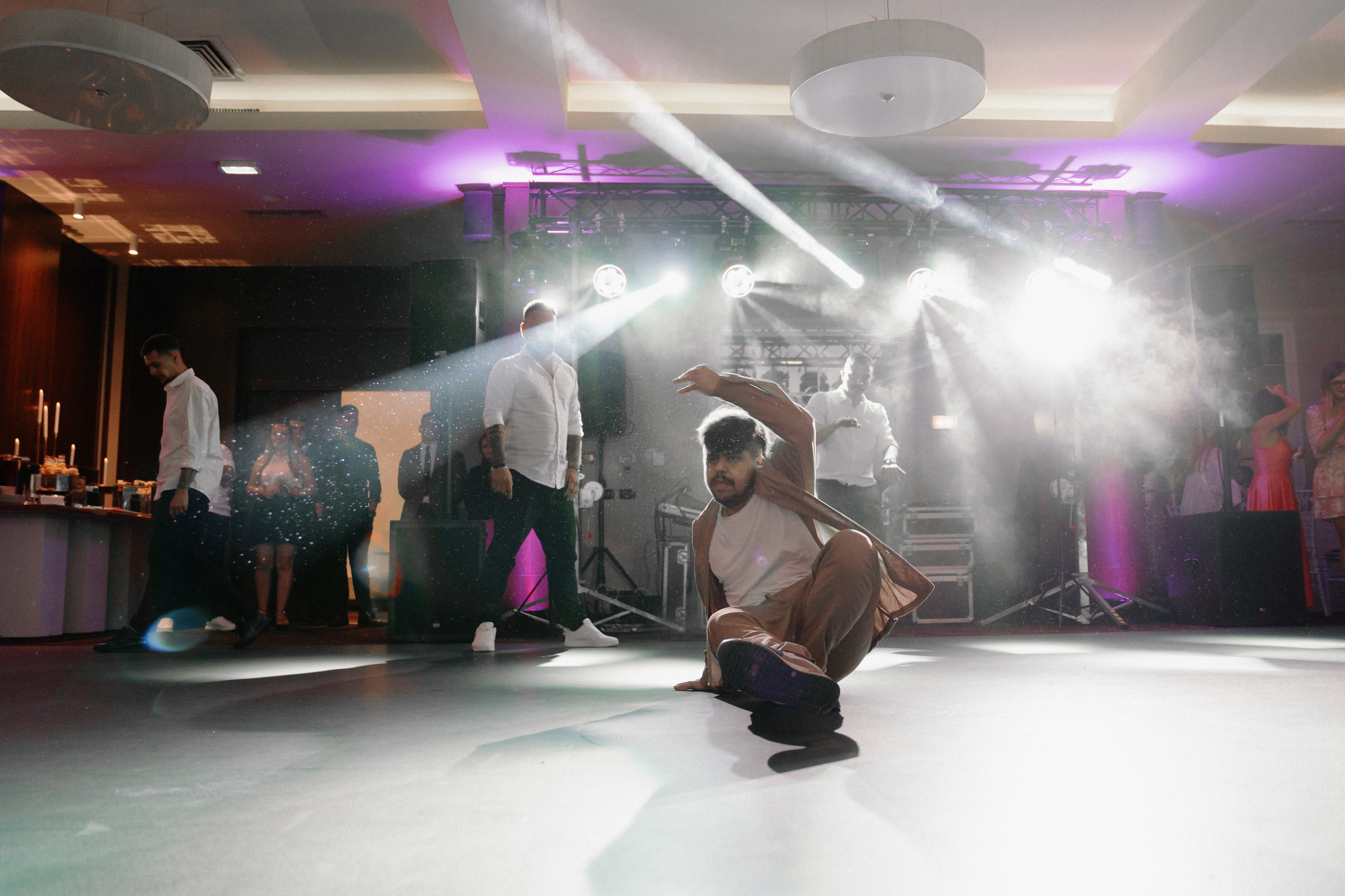 Andreea & Emanuel. STORYCATCHERS