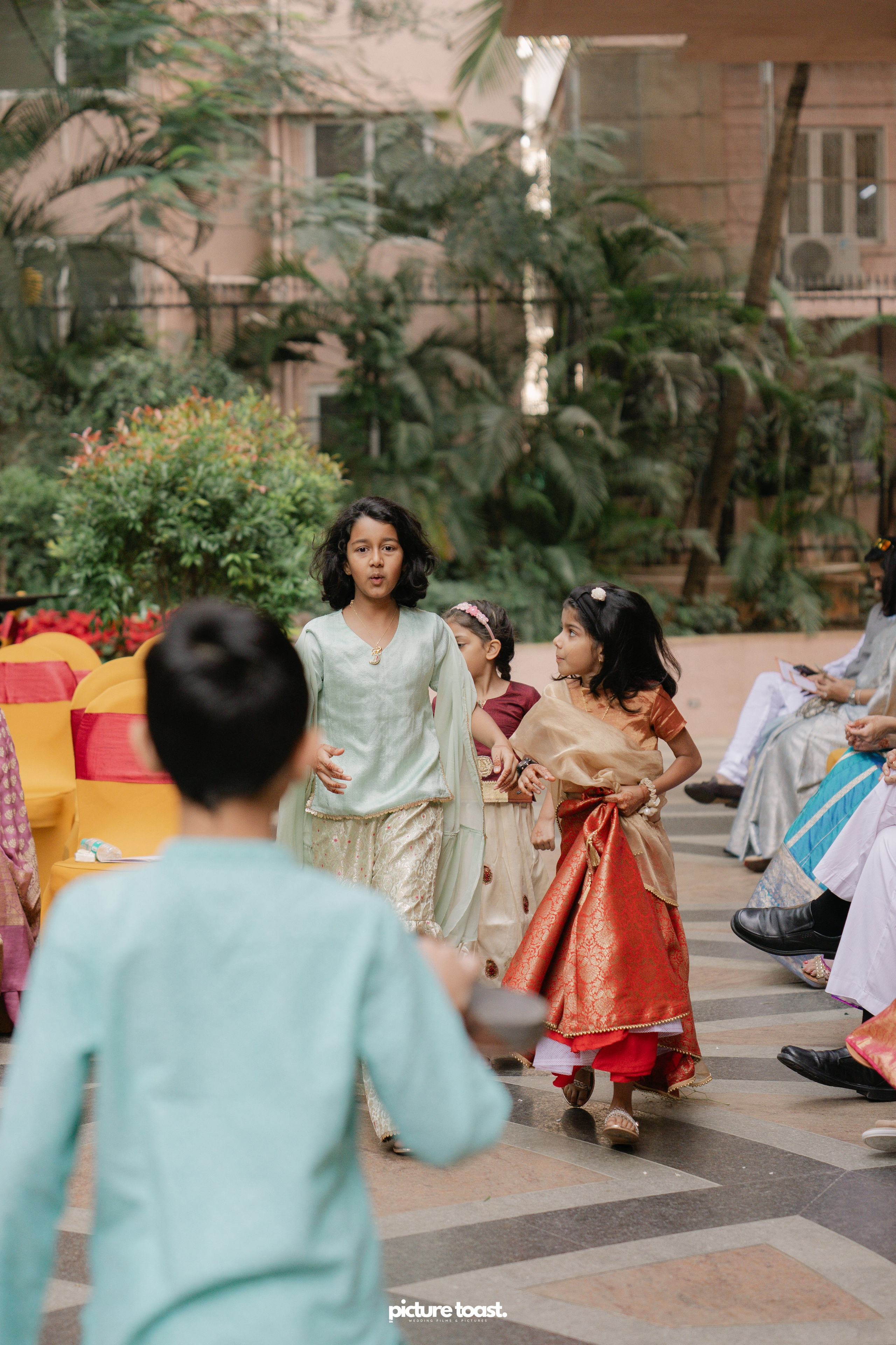 South Indian Wedding Ft. Aashna & Rajiv. Fine art Wedding Photographers in India & Canada