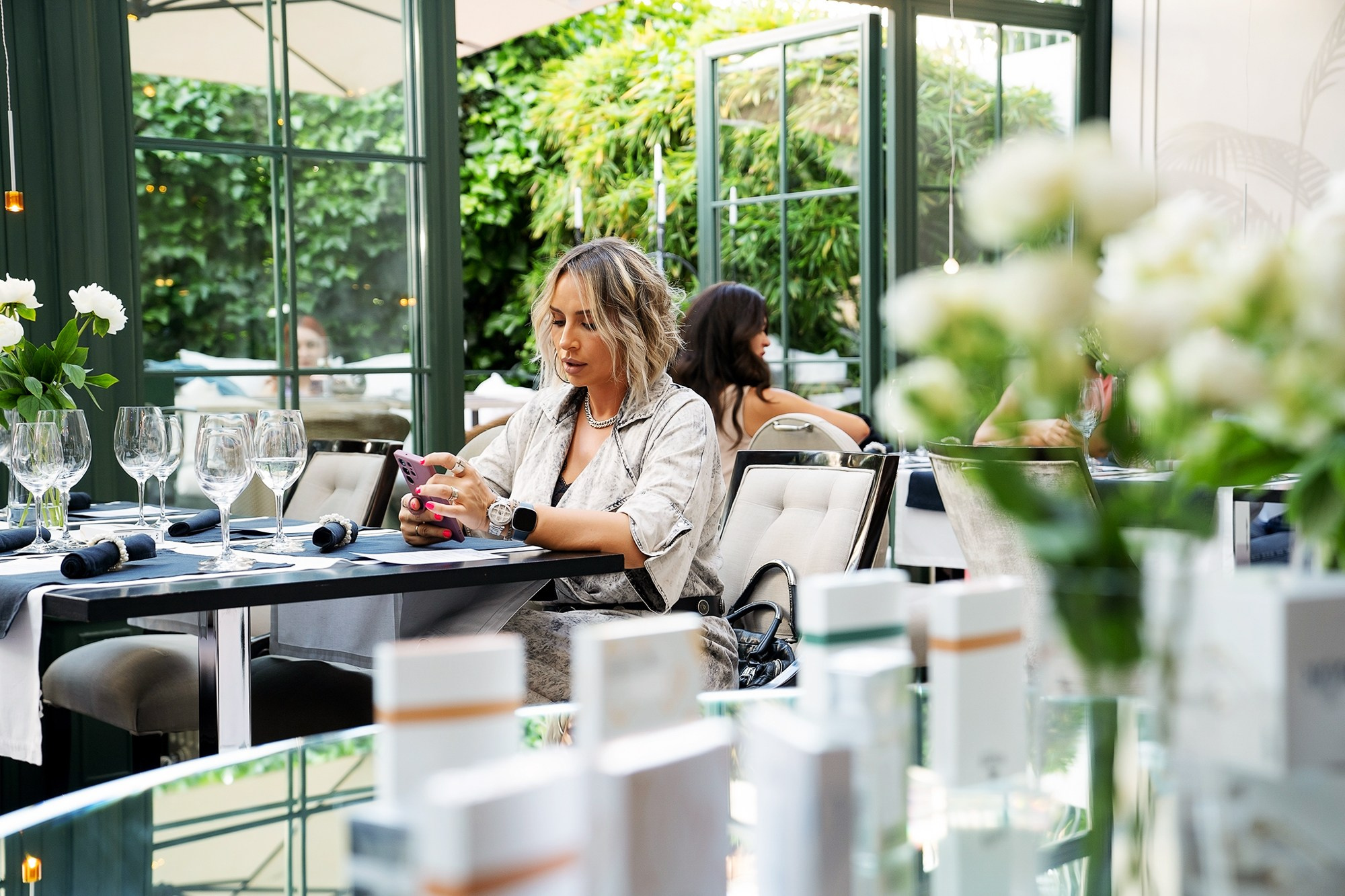 Fotografie Corporate Specializat in Lansări Produs si Serviciu. Fotograf Corporate Business