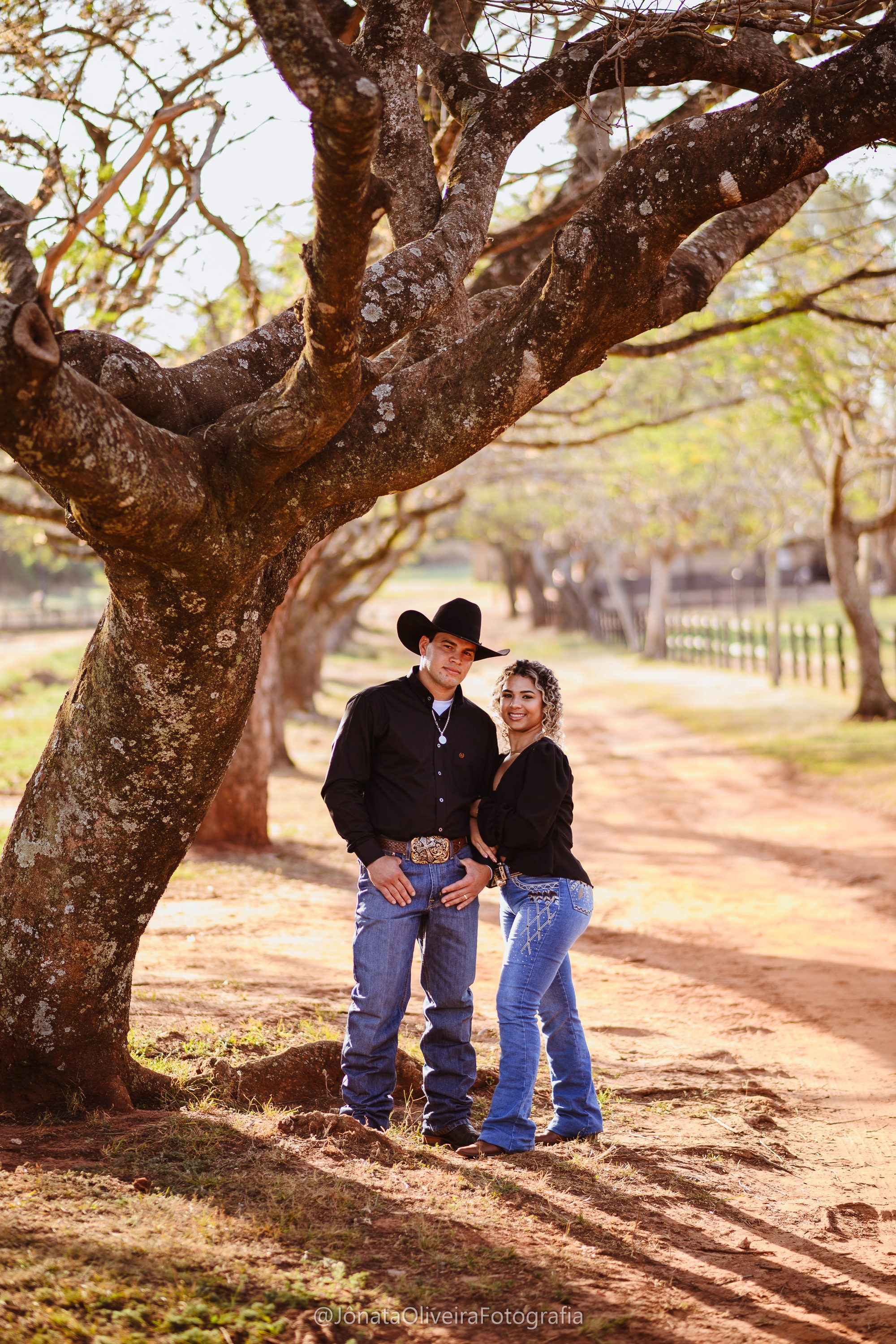 Pre Wedding Luérica e Vinicius. Fotografia de casamentos e ensaios em avaré Jônata Oliveira