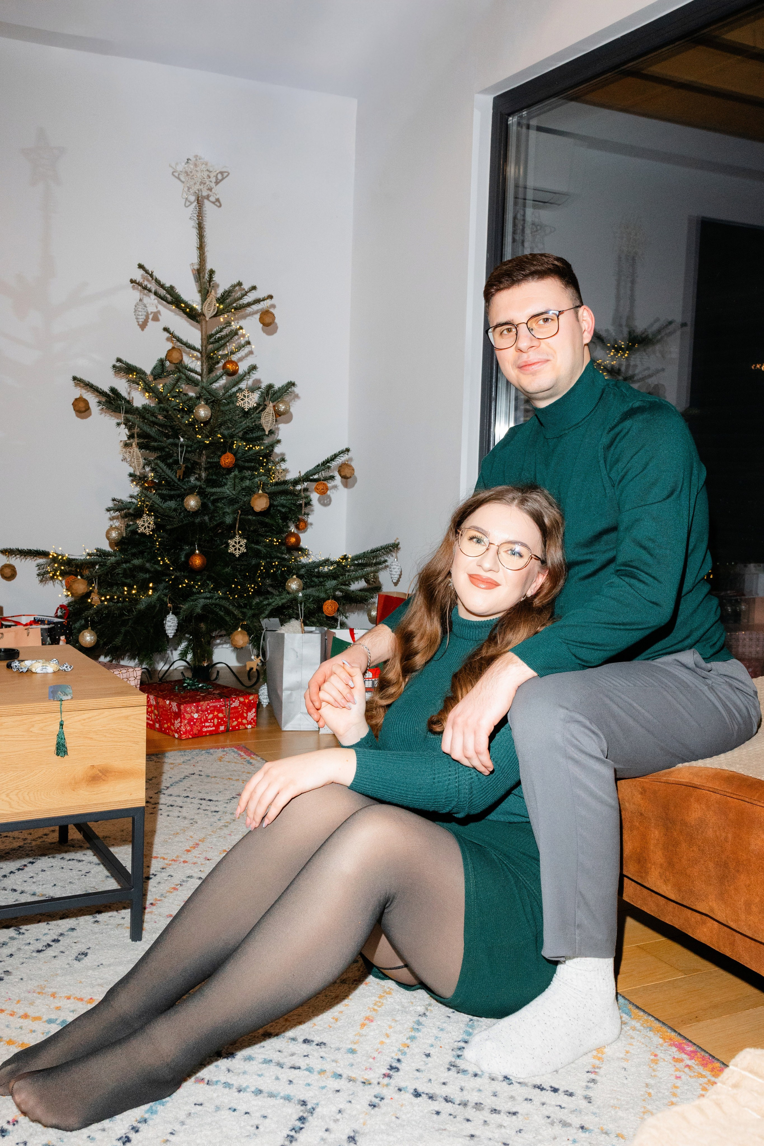 Iustina & Alex. Wedding Photographer, based in Iasi, Romania, but will travel all over the globe to make sure you look amazing in all your wedding photos