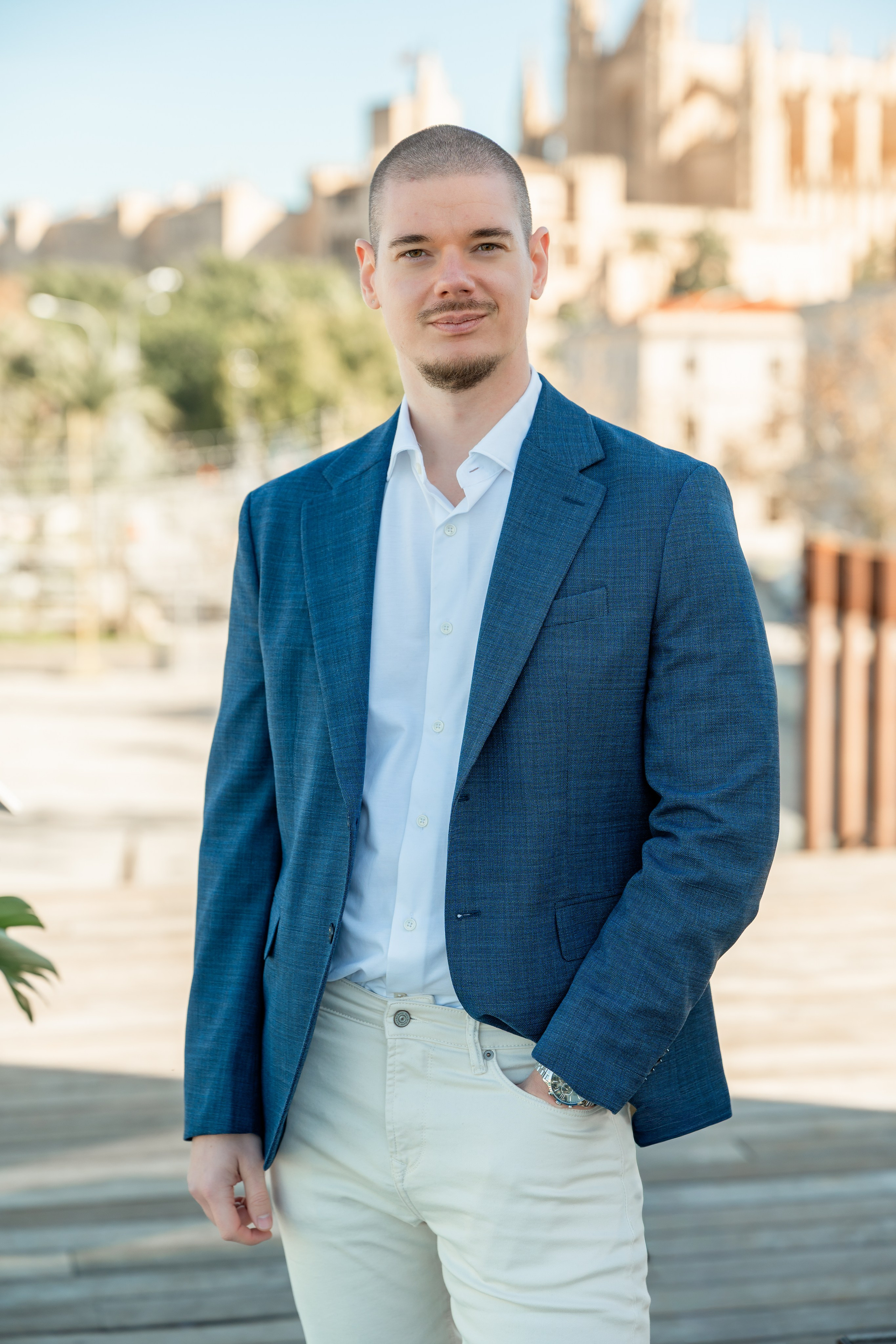 Gabor. Deine Fotografin auf Mallorca für Familien und Business