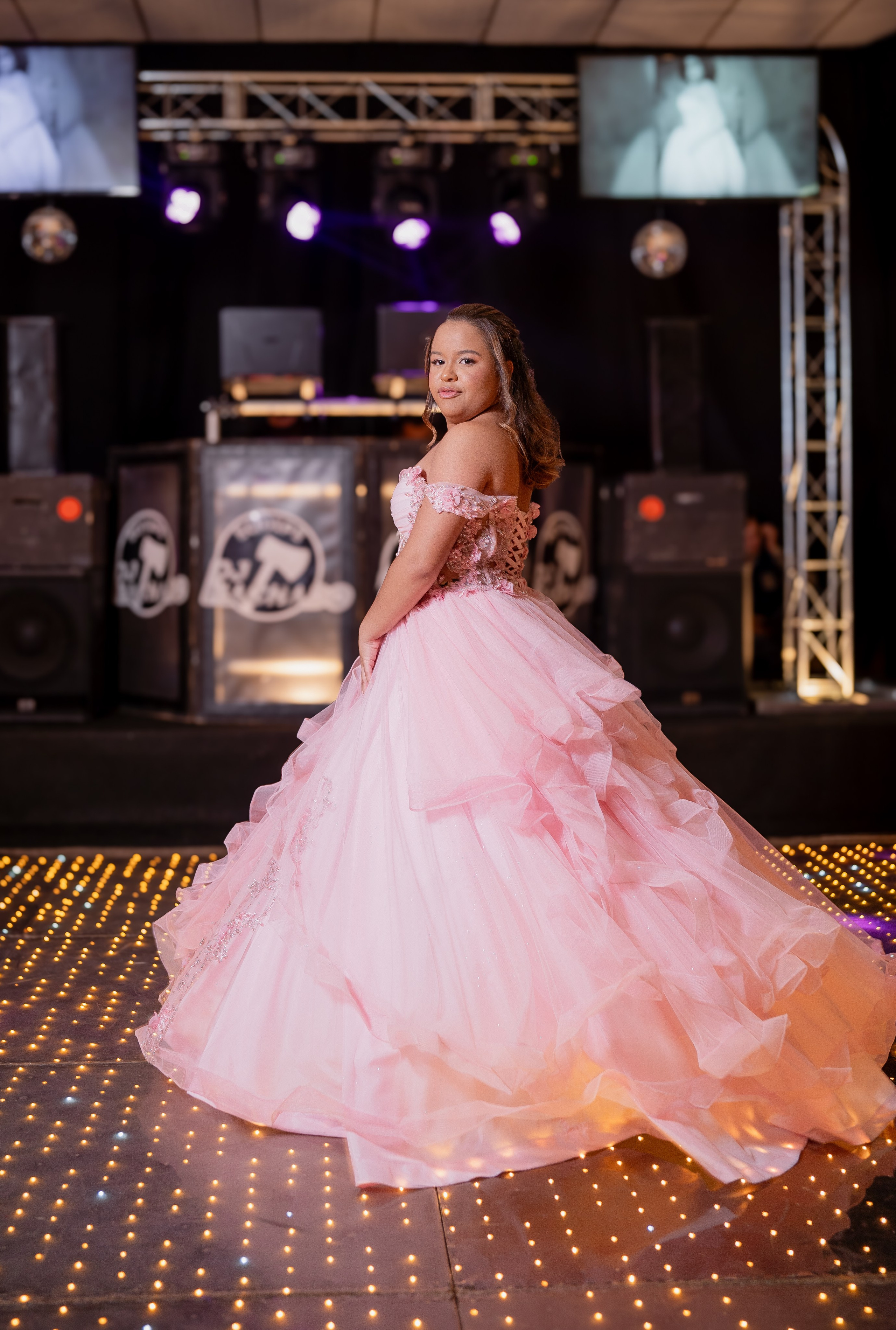Isabela — 15 anos Buffet Talita Rodrigues / Piratininga — SP. Robson Colaço