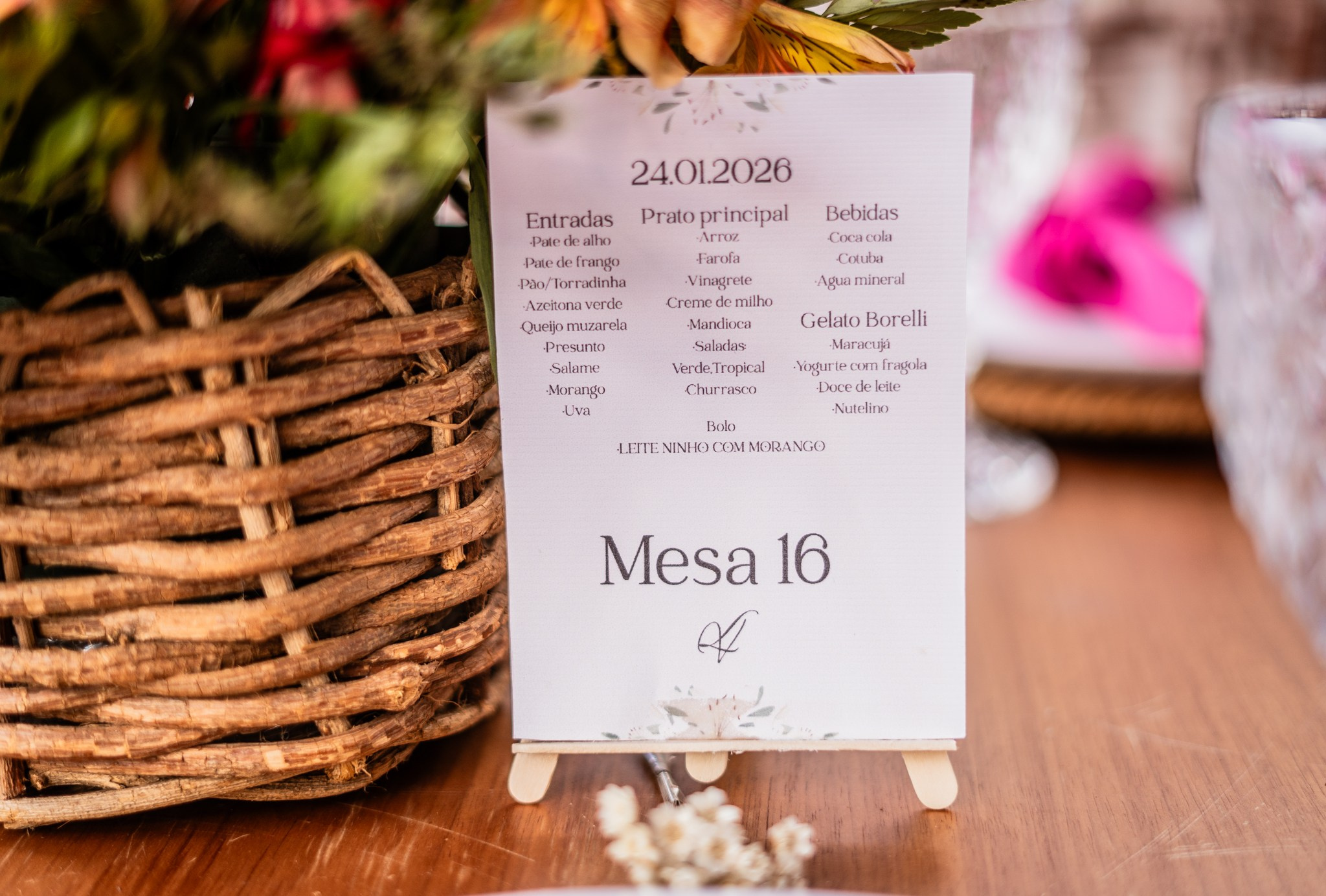 Larissa & Vinicius — Espaço Faveral / Aararaquara. Robson Colaço