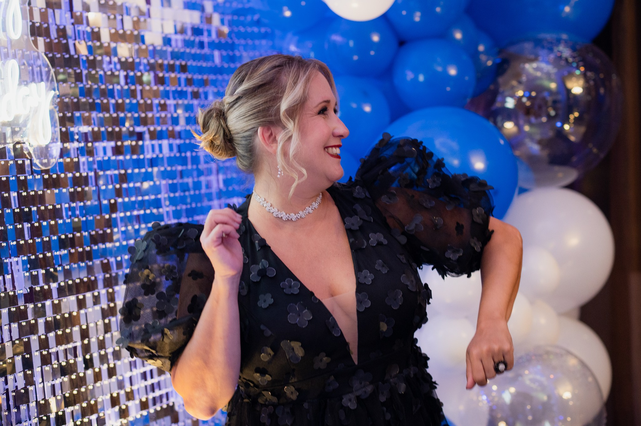 Lara — Hall Palace / Bauru SP. Robson Colaço