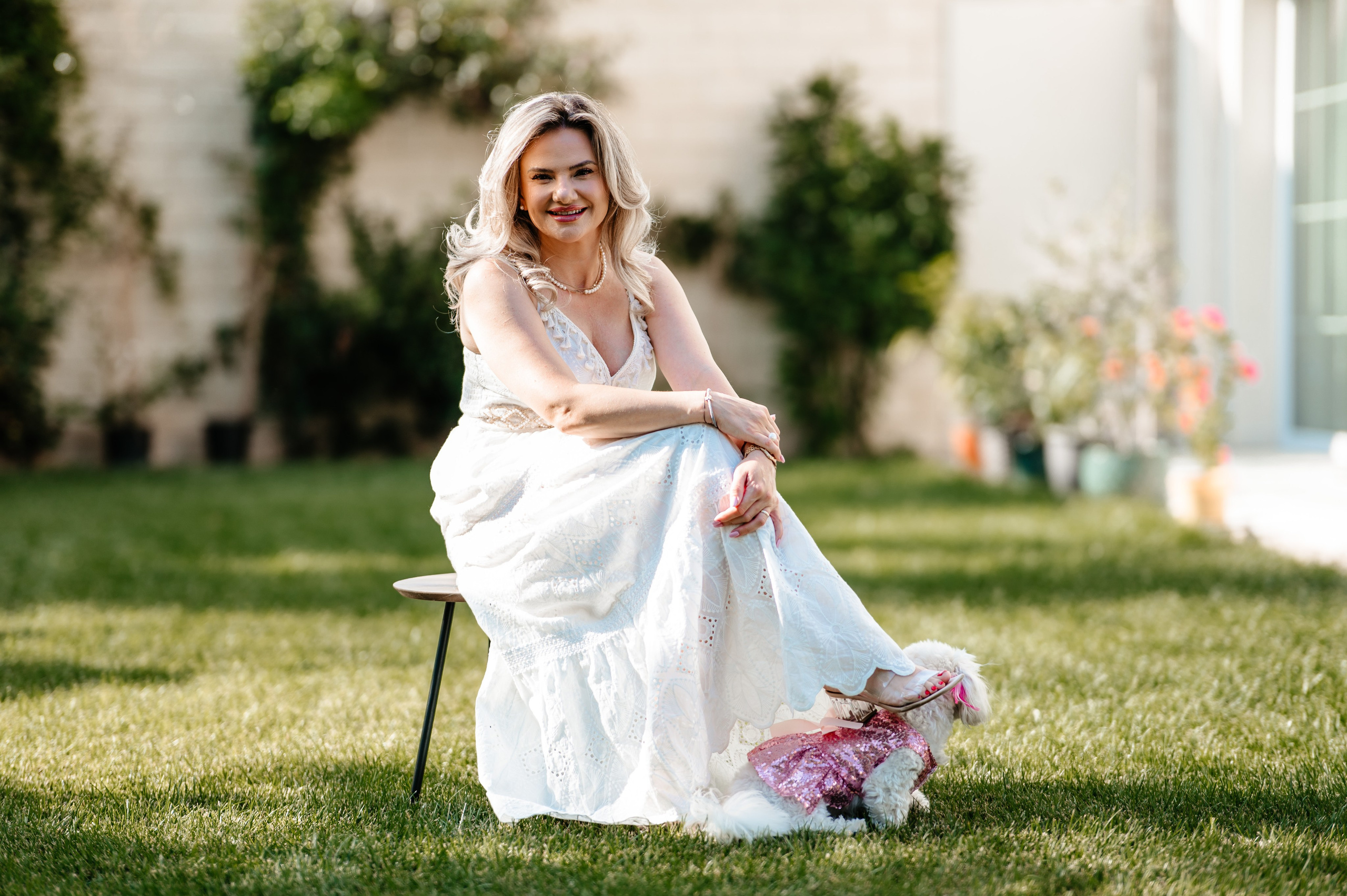 Sedinta foto de familie, sedinta foto acasa, sedinta foto premium, sedinta foto in gradina,  album de familie, fotografie de familie, amintiri de familie, sedinta foto relaxata, fotografie de cuplu, sedinta foto profesionala, fotograf profesionist Bucuresti