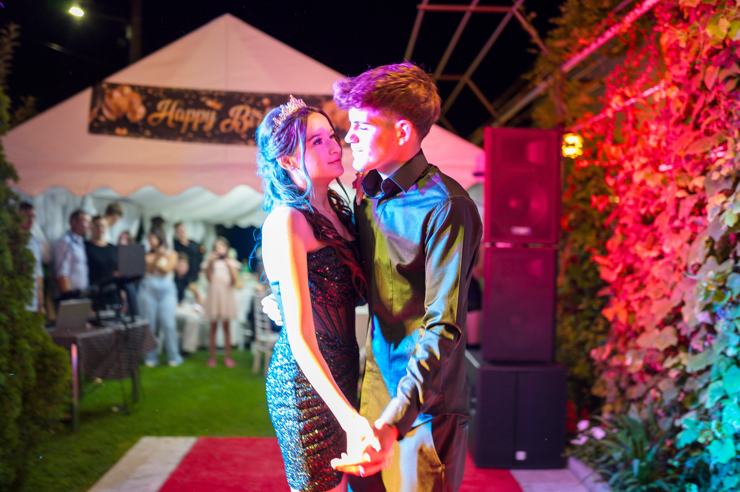 Majorat acasa. Wedding photographer from Bucharest Eugen Elisei