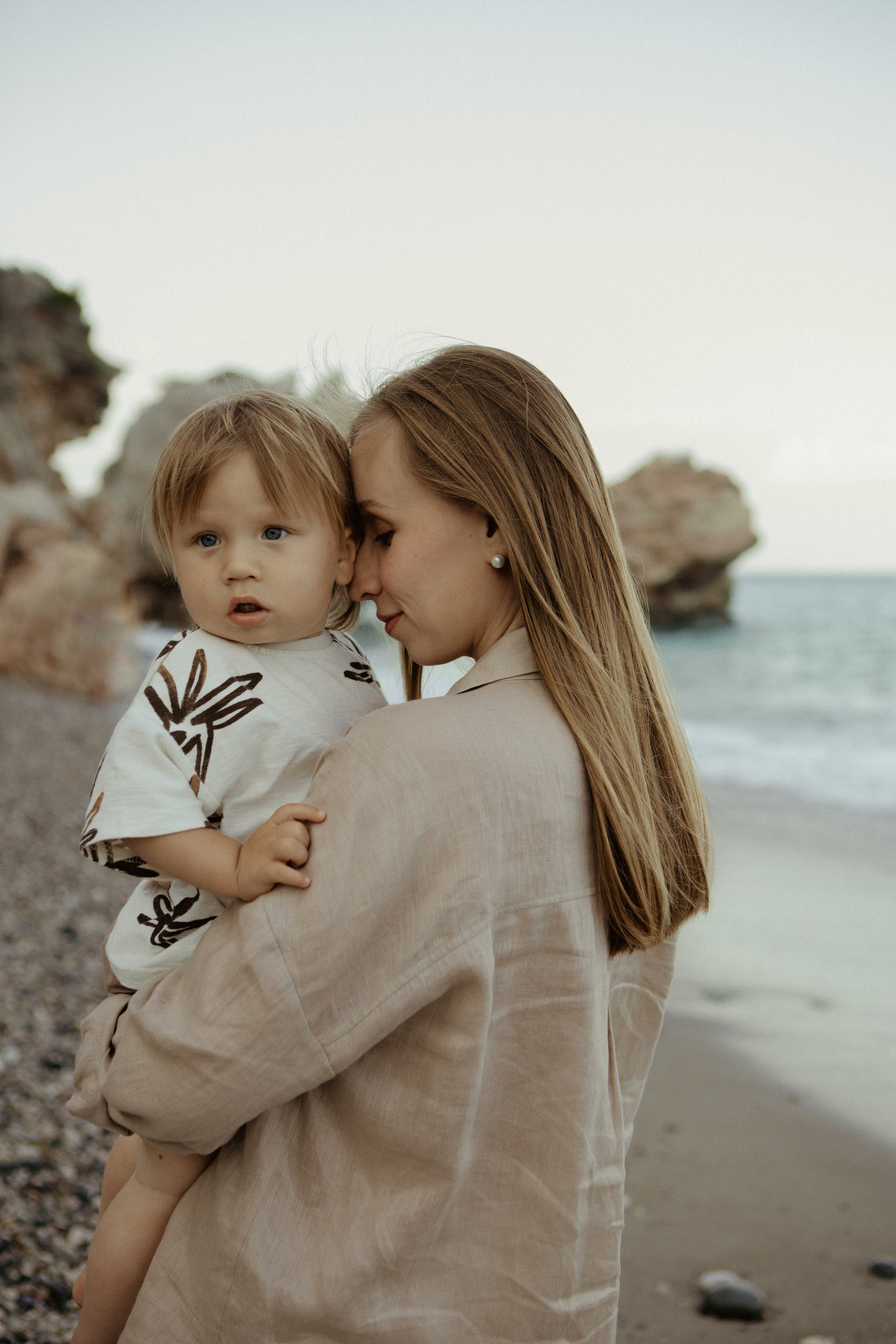 Gulnara, Rail, Ryan and Robert. Photographer Lisbon|Portugal Nadiya Kharytonenko
