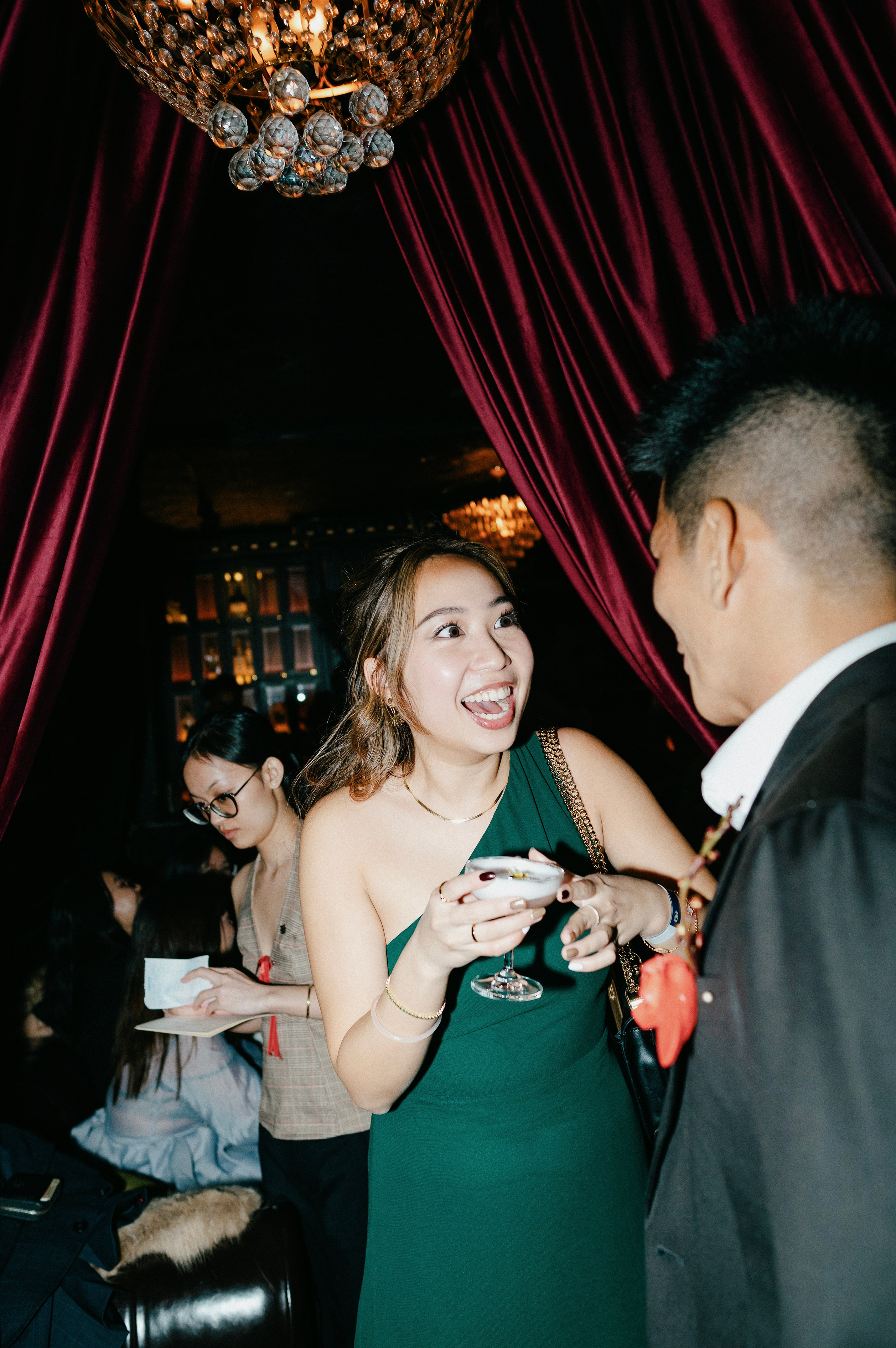 HIEP & TRINH / After wedding. Nhiếp ảnh gia đám cưới hàng đầu tại Thành Phố Hồ Chí Minh