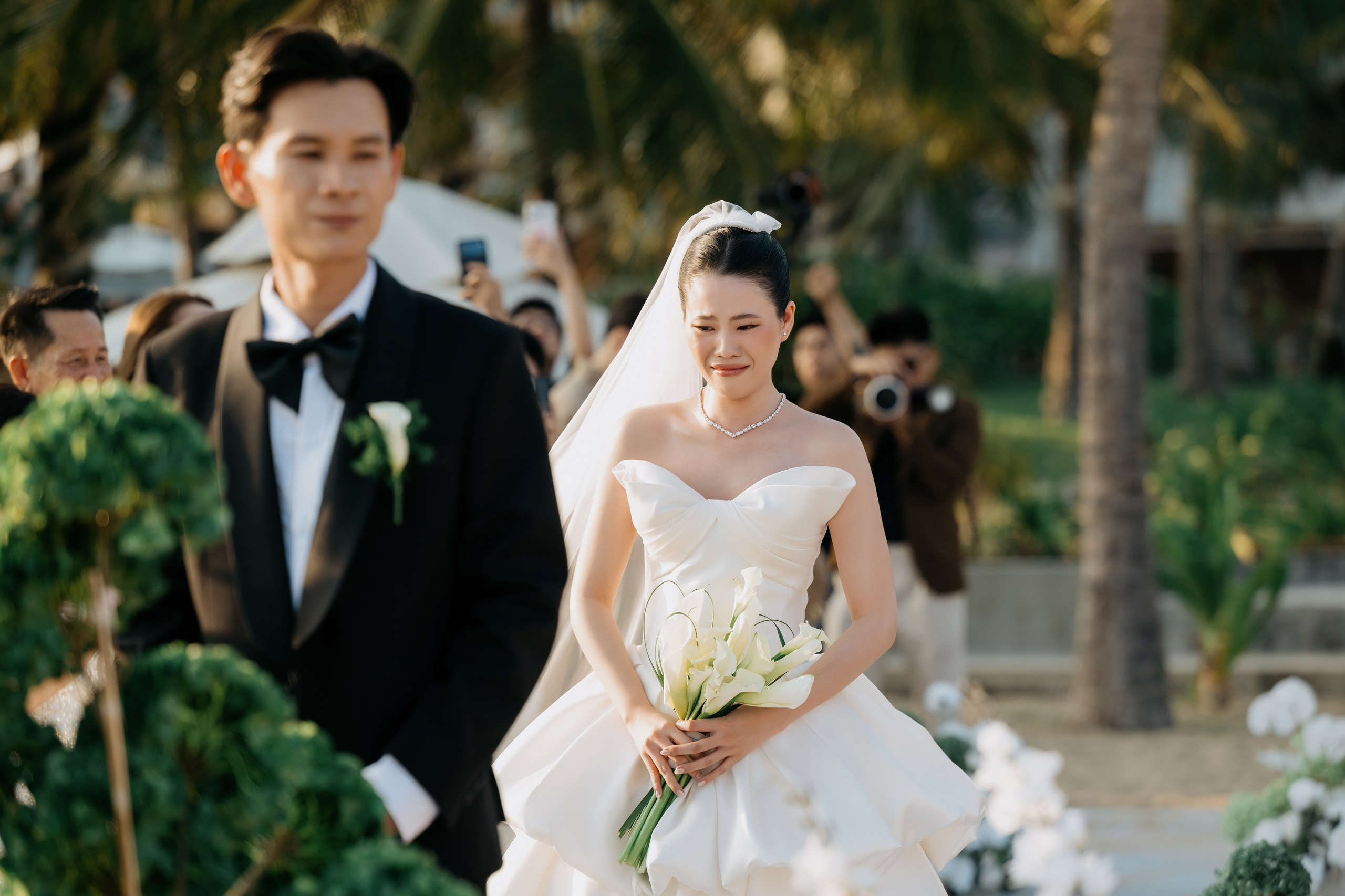 DIEU & THINH/Destination Wedding. Nhiếp ảnh gia đám cưới hàng đầu tại Thành Phố Hồ Chí Minh