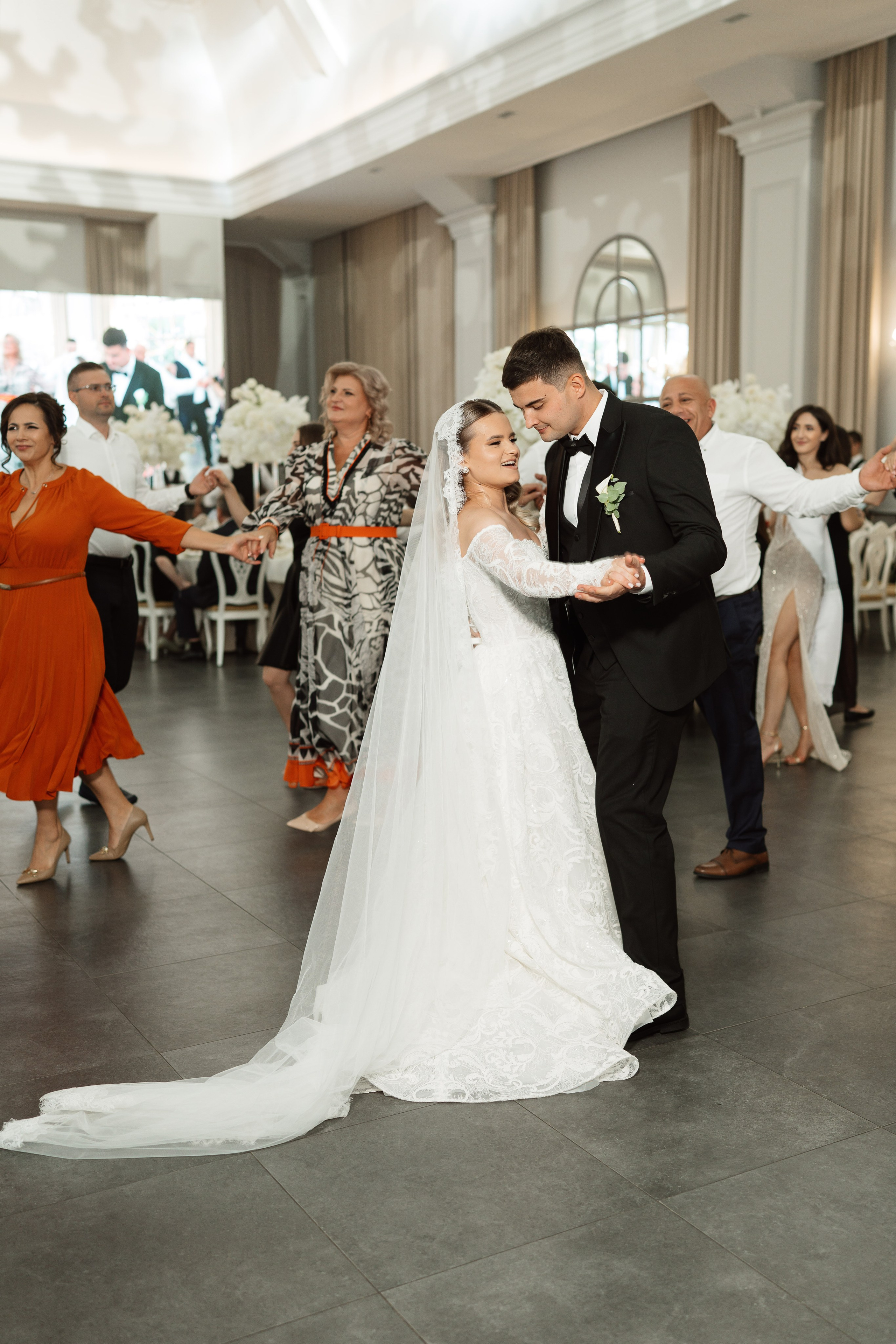 Vasile & Sanda. Home