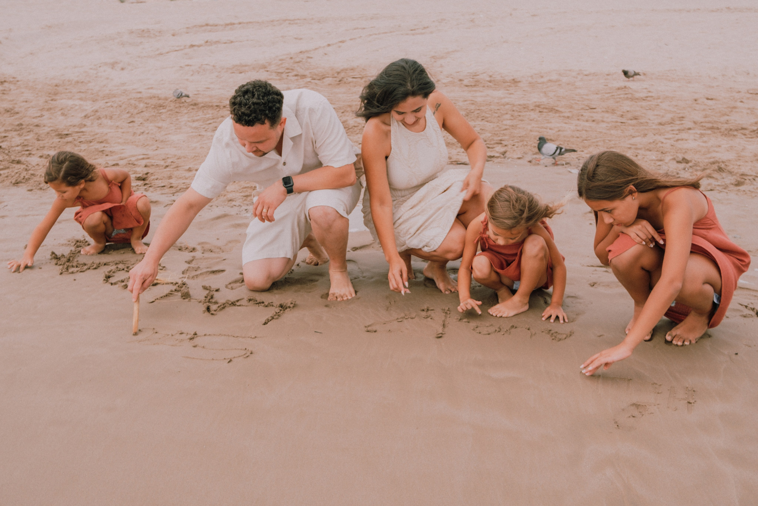 Семейная фотосессия на пляже. Профессиональная фотосъемка в Калафелле — Елена Медведева