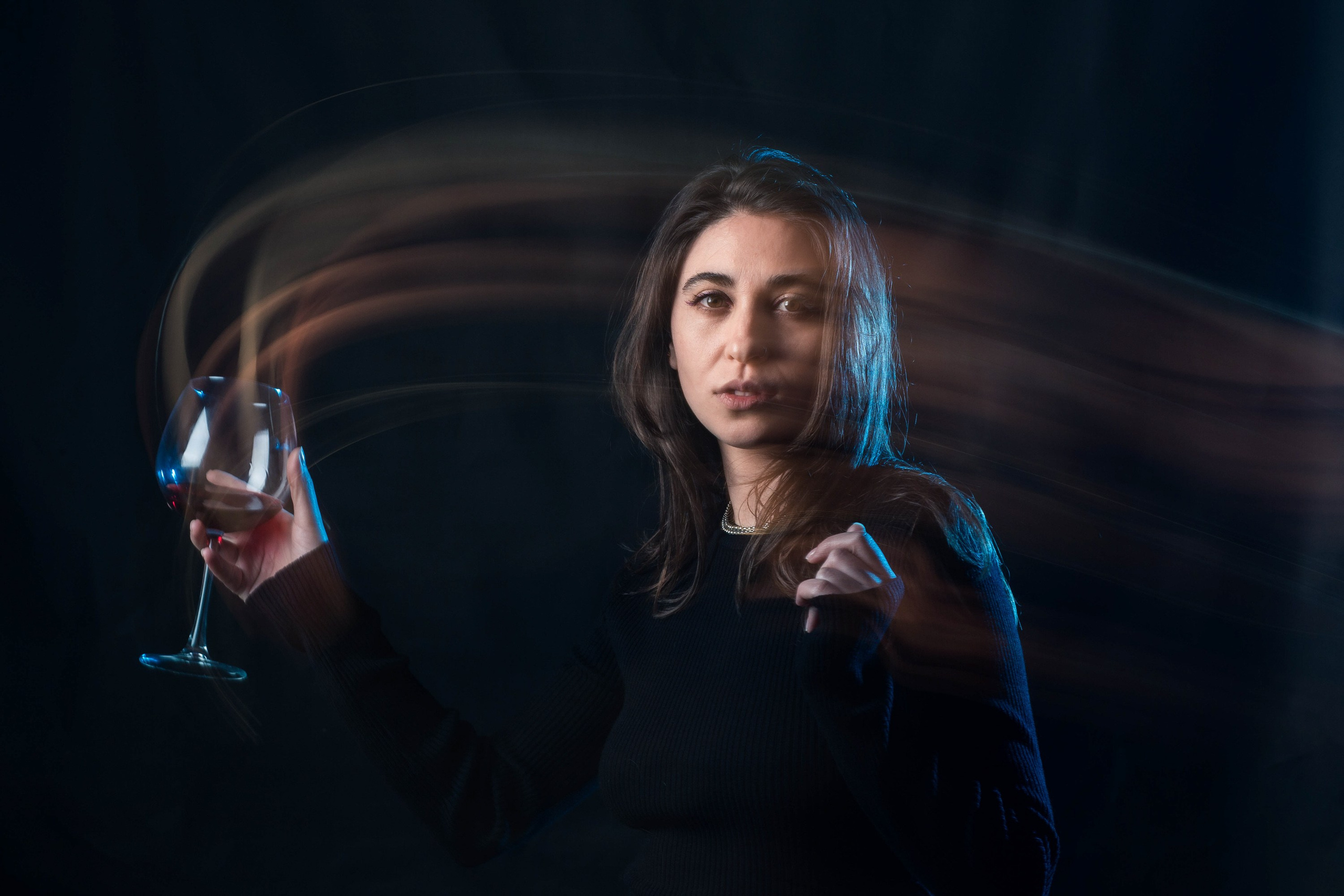 Portret Fotoqrafiyası | Bakıda Peşəkar və Yaradıcı Portret Çəkilişi. Məhsul Fotoqrafı Bakıda