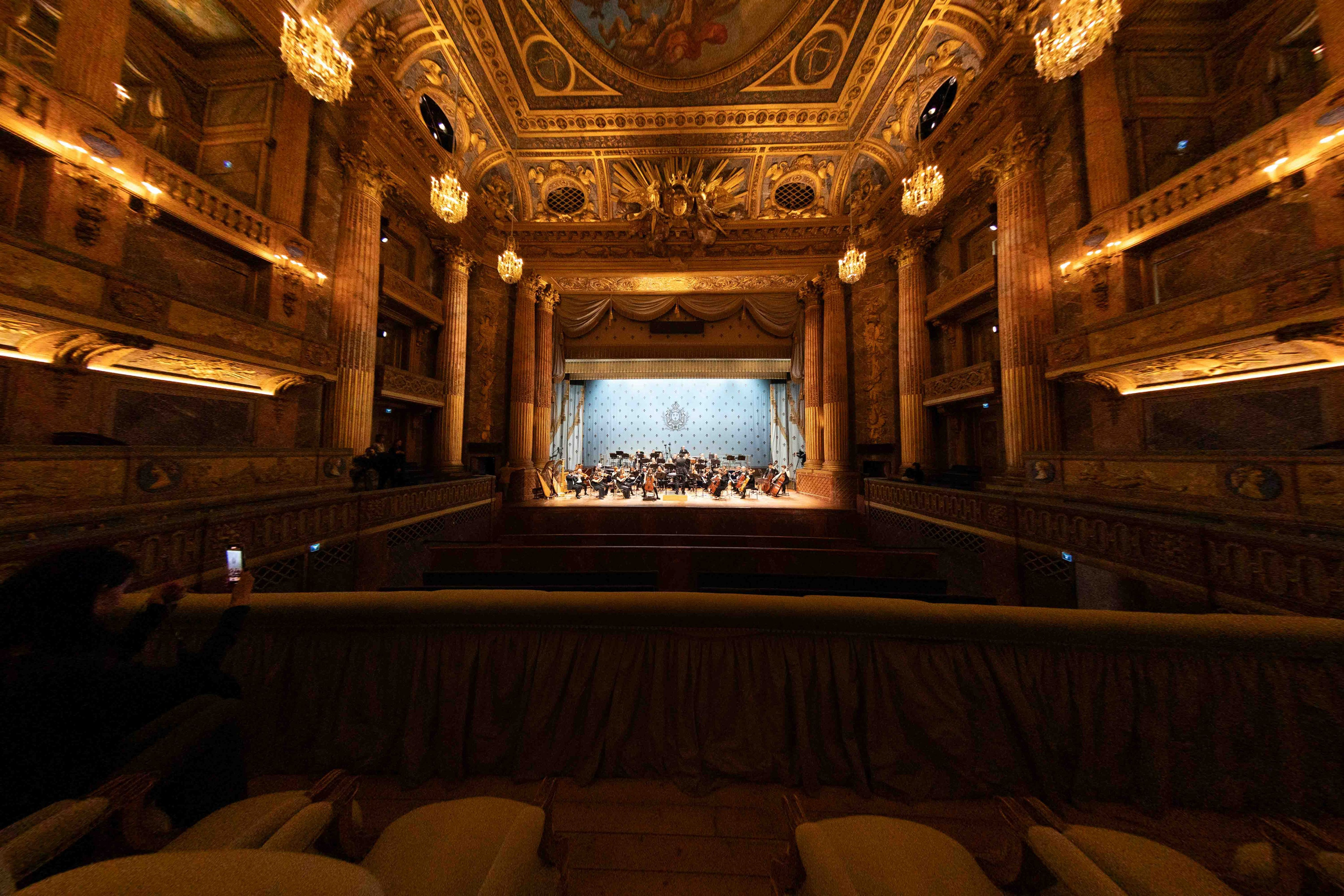 ROYAL OPERA VERSAILLES (PARIS). Wedding&Event photographer Ismail Rzayev in Baku