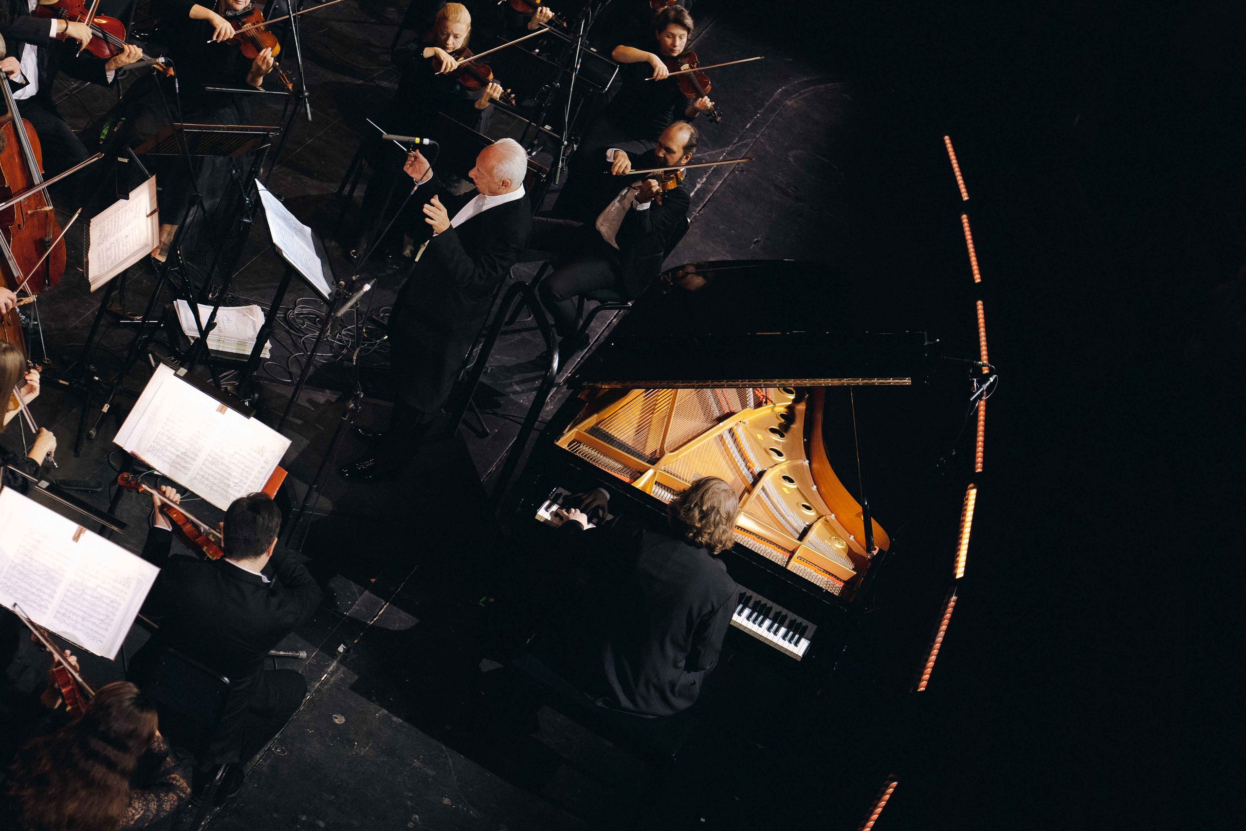 DUBAI OPERA. Wedding&Event photographer Ismail Rzayev in Baku
