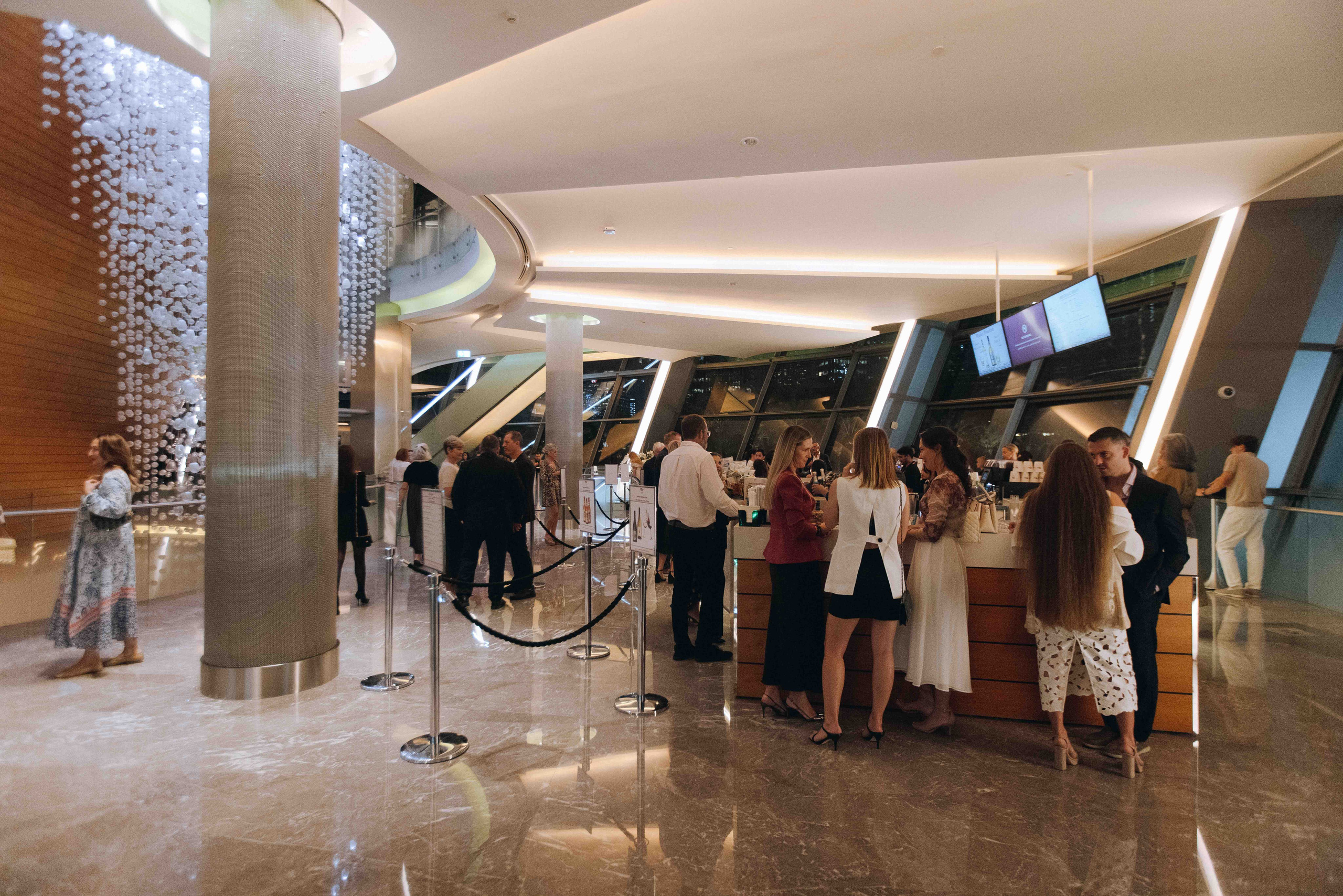 DUBAI OPERA. Wedding&Event photographer Ismail Rzayev in Baku