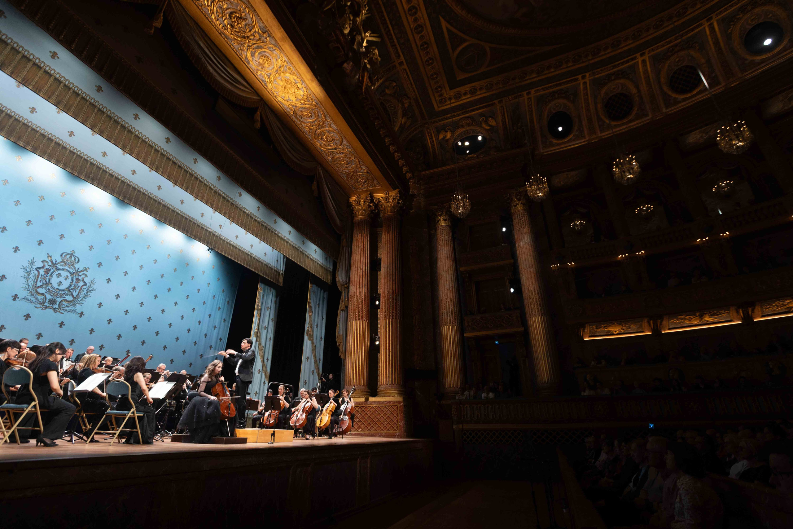 ROYAL OPERA VERSAILLES (PARIS). Wedding&Event photographer Ismail Rzayev in Baku